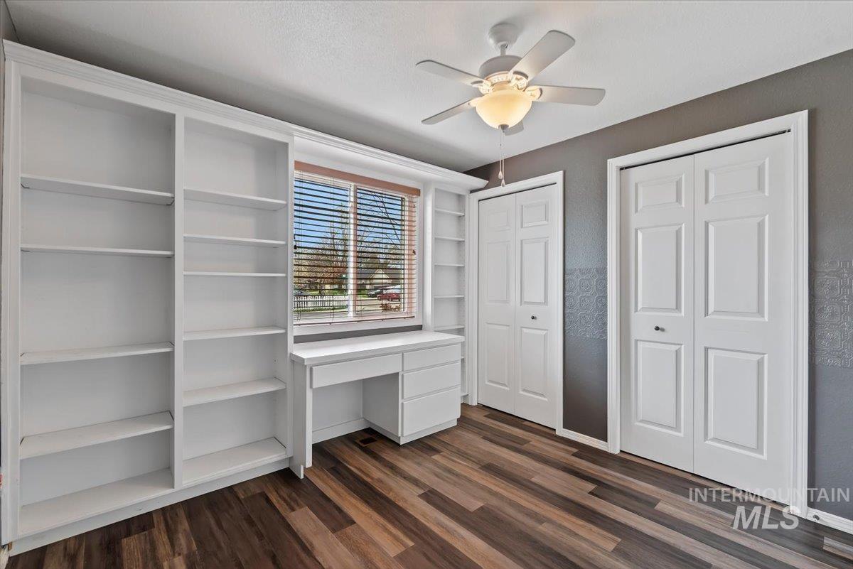 4844 N Johns Landing Way