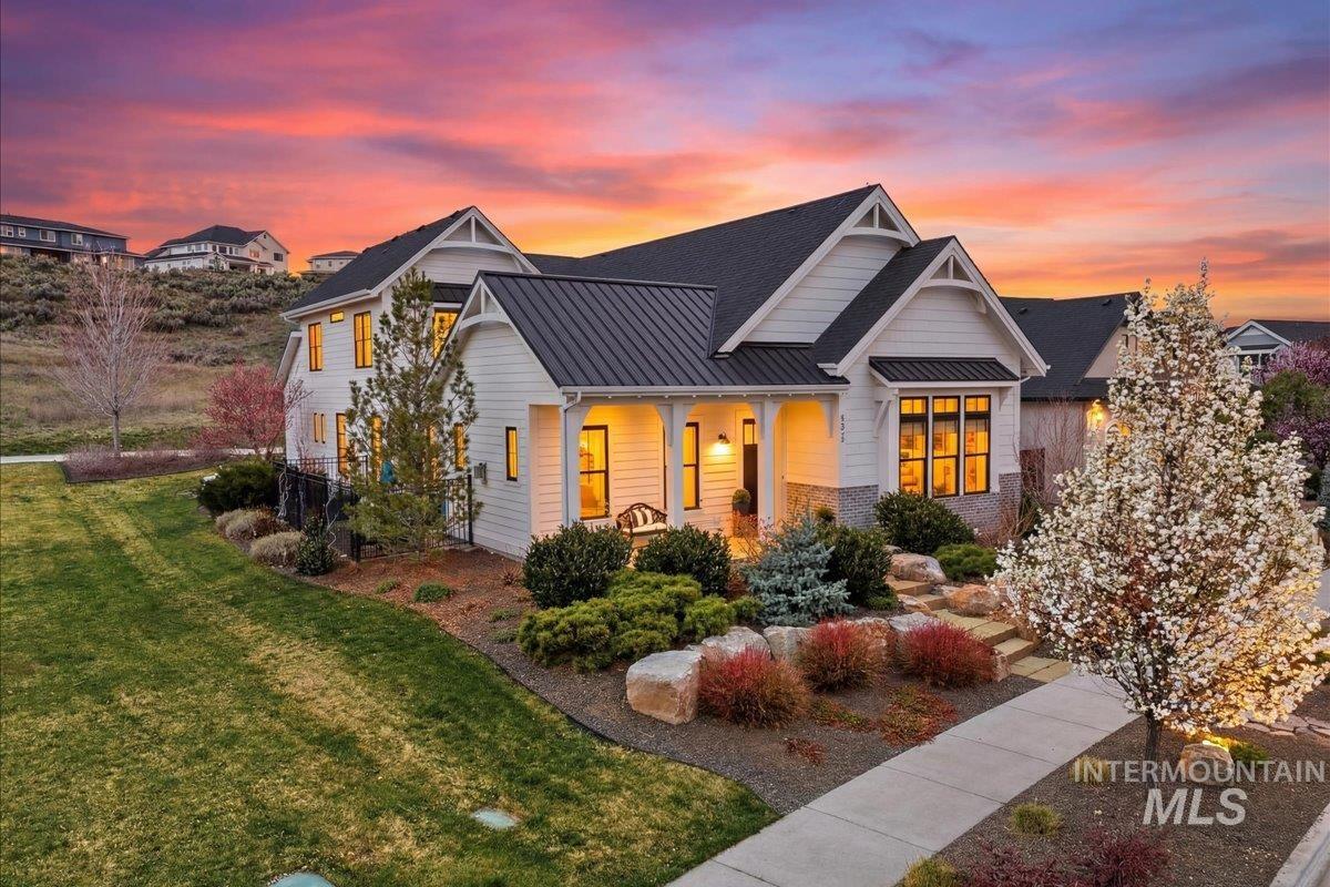 3873 W Hidden Springs Dr
