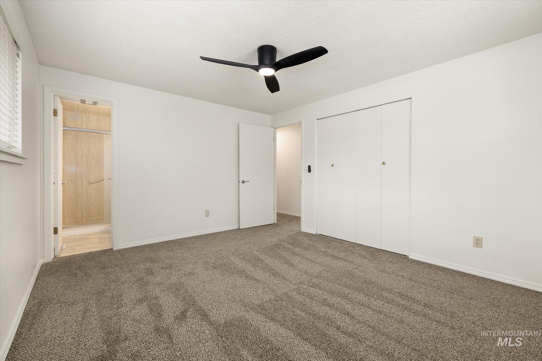 929 W Carlton Ave.