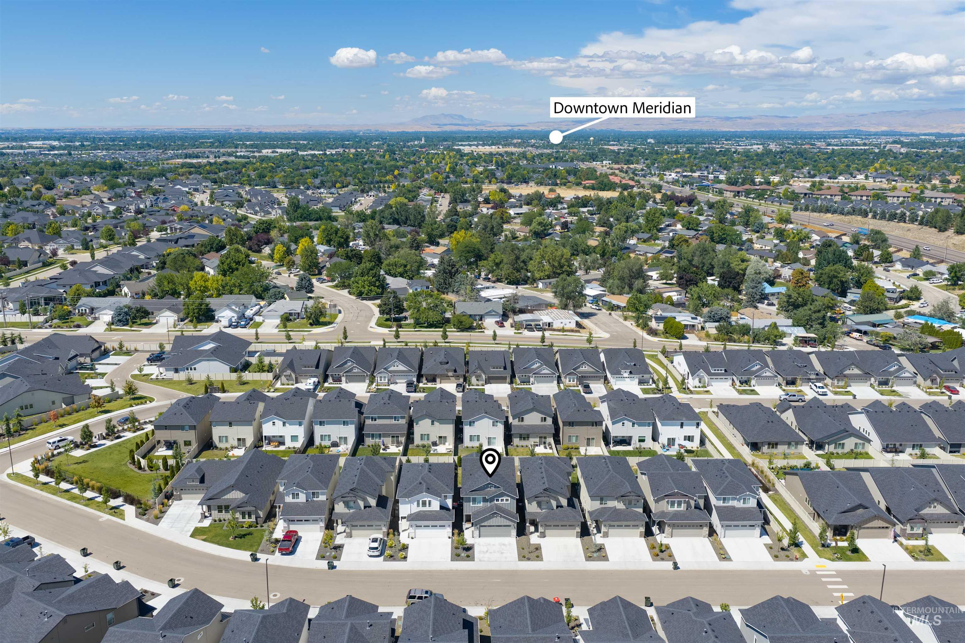 242 W Hyndman Drive