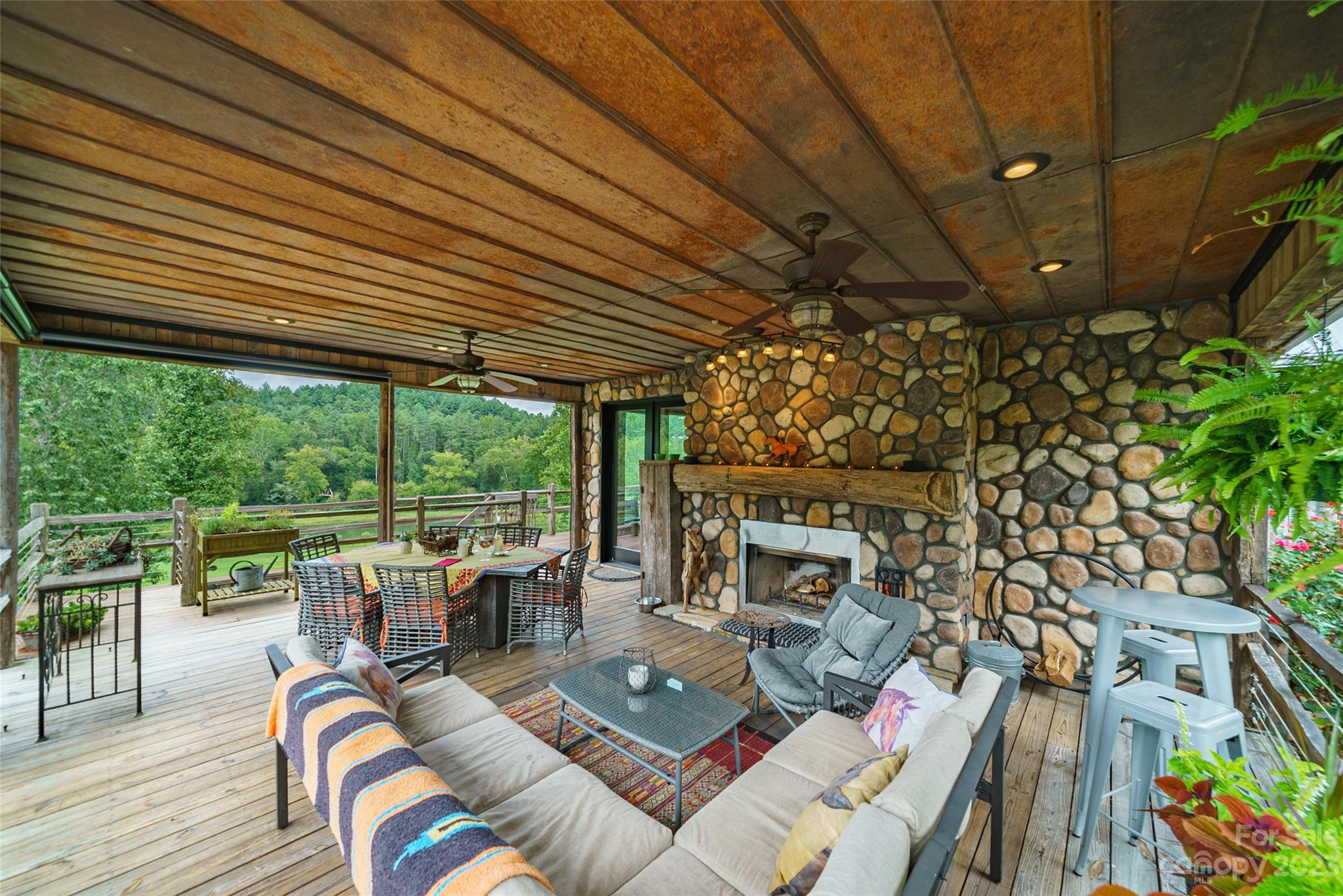 5710 Wolf Ridge Way