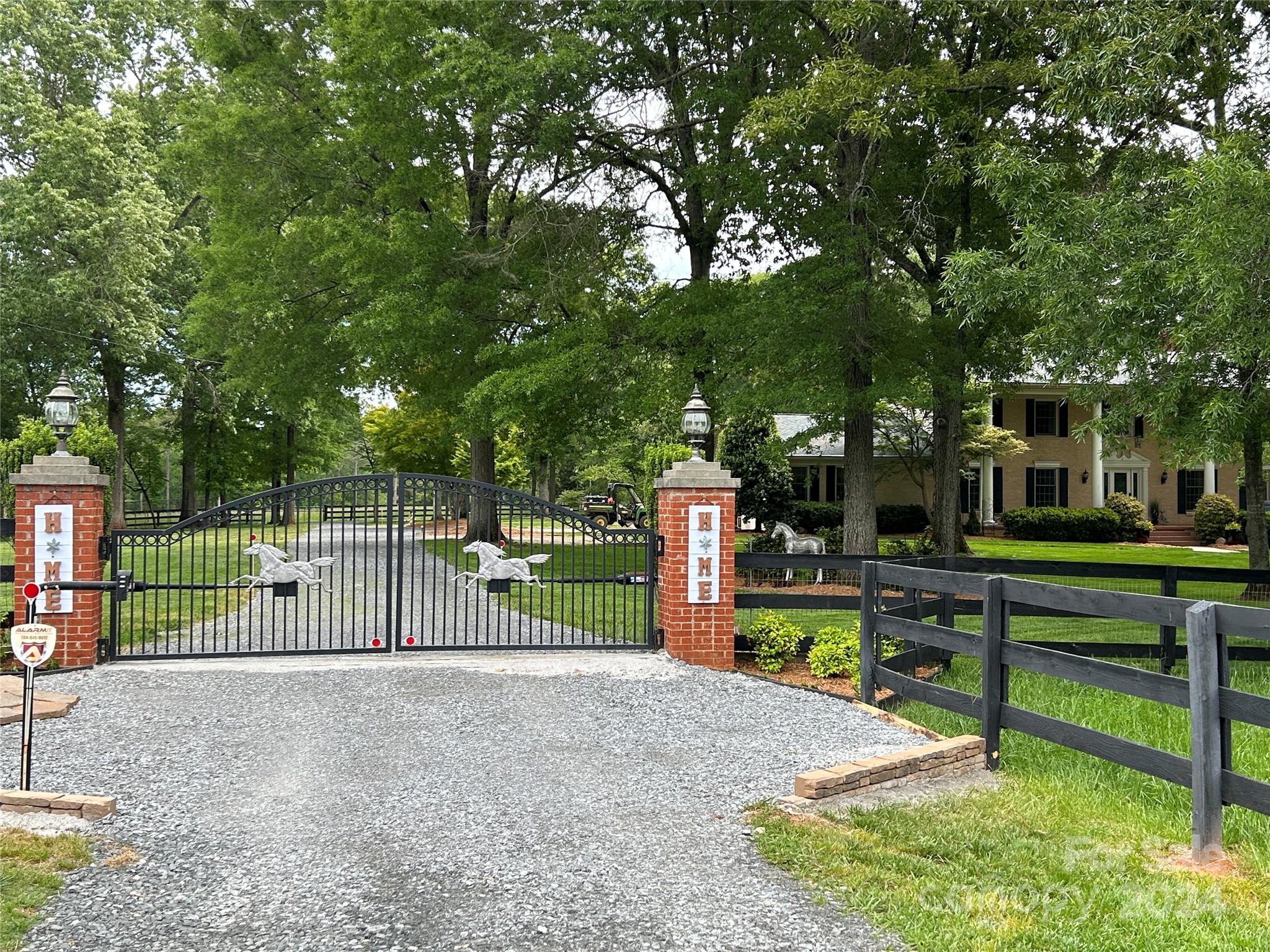 1268 Cedar Pines Lake Road