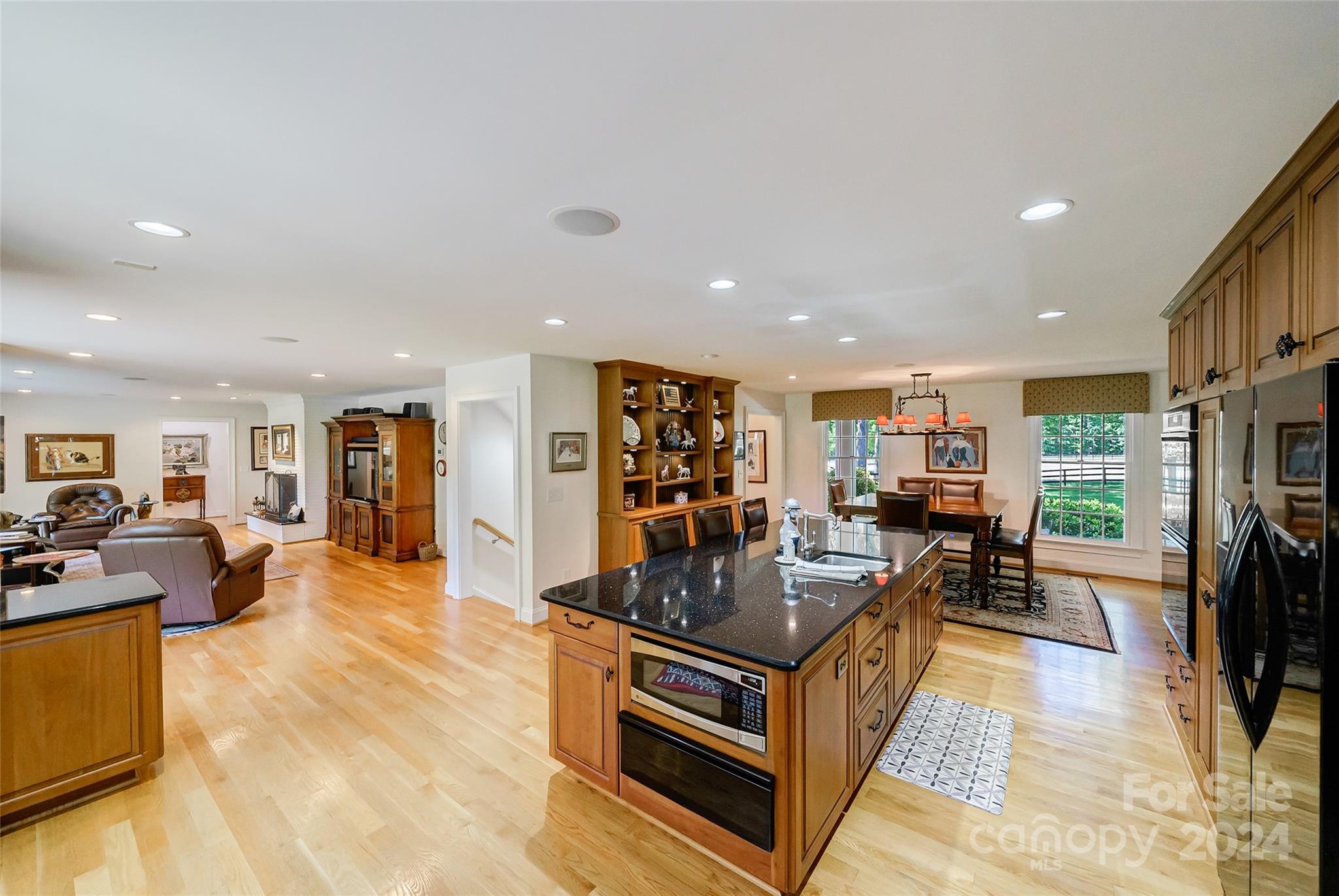 1268 Cedar Pines Lake Road
