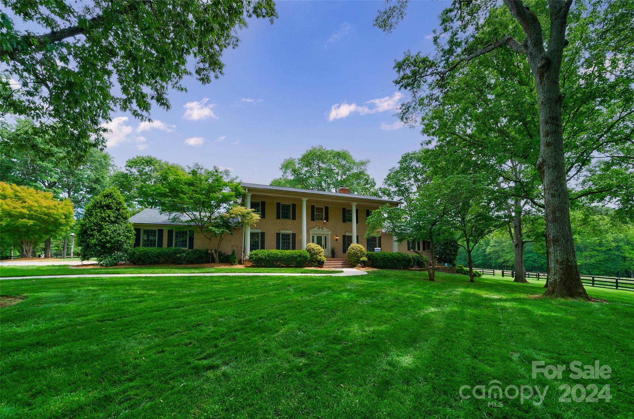 1268 Cedar Pines Lake Road