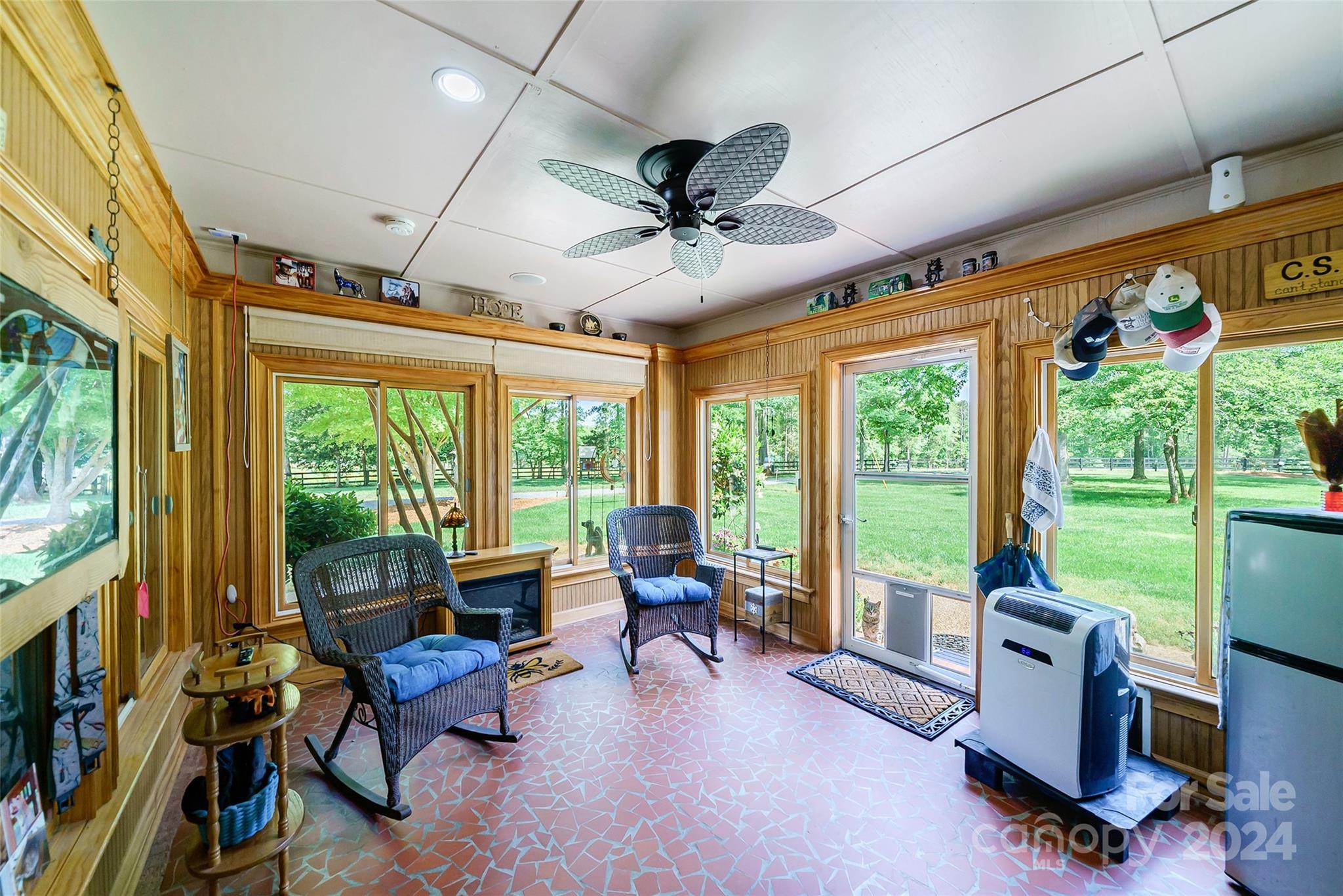 1268 Cedar Pines Lake Road