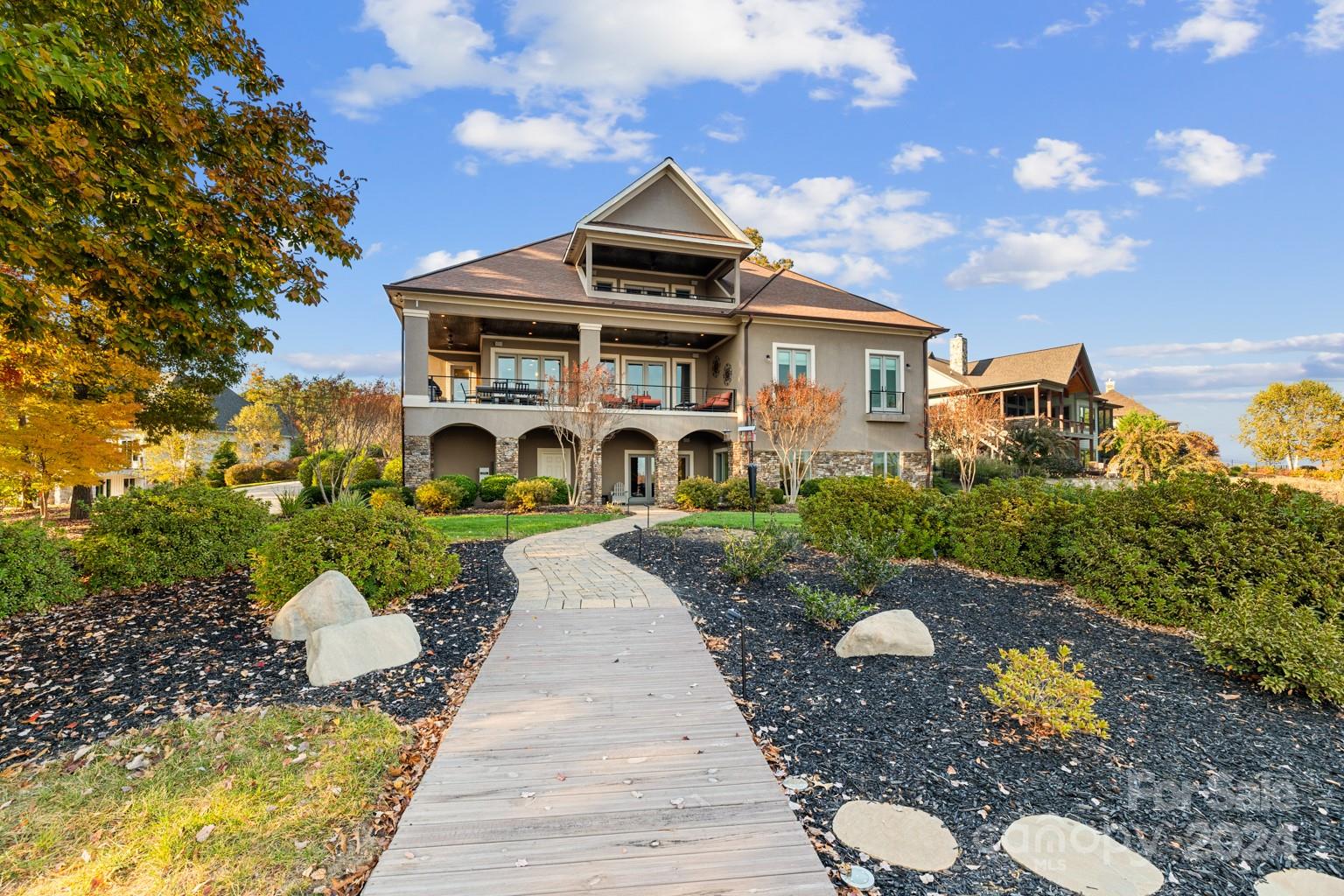152 Forest Lake Court