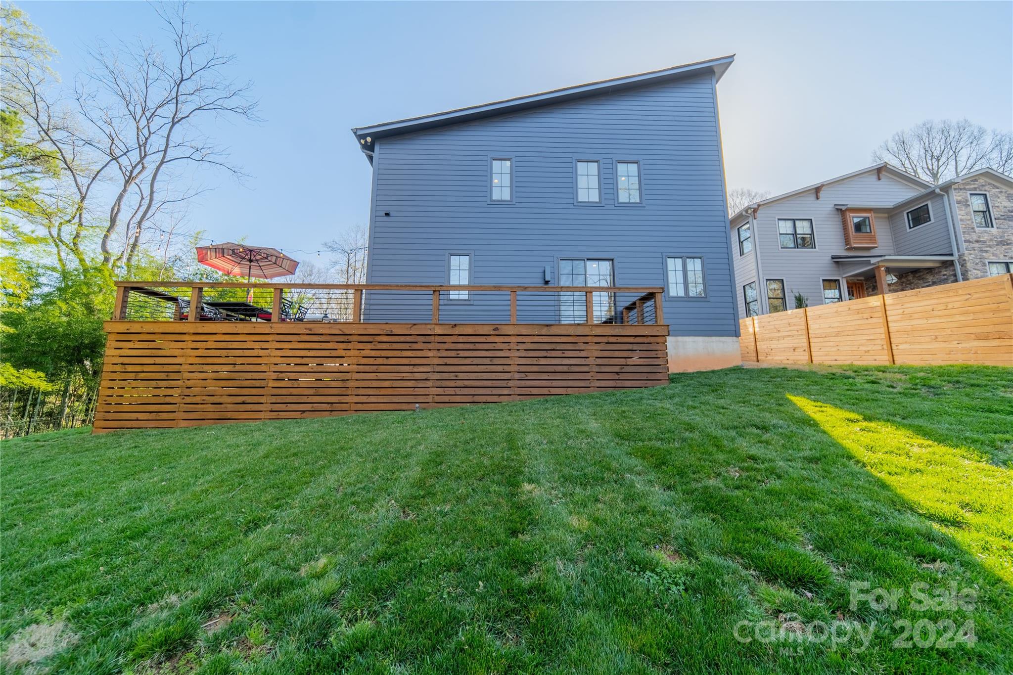 1707 Seifert Circle