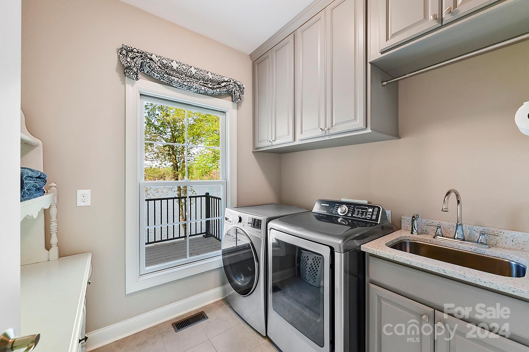 318 Windemere Isle Road