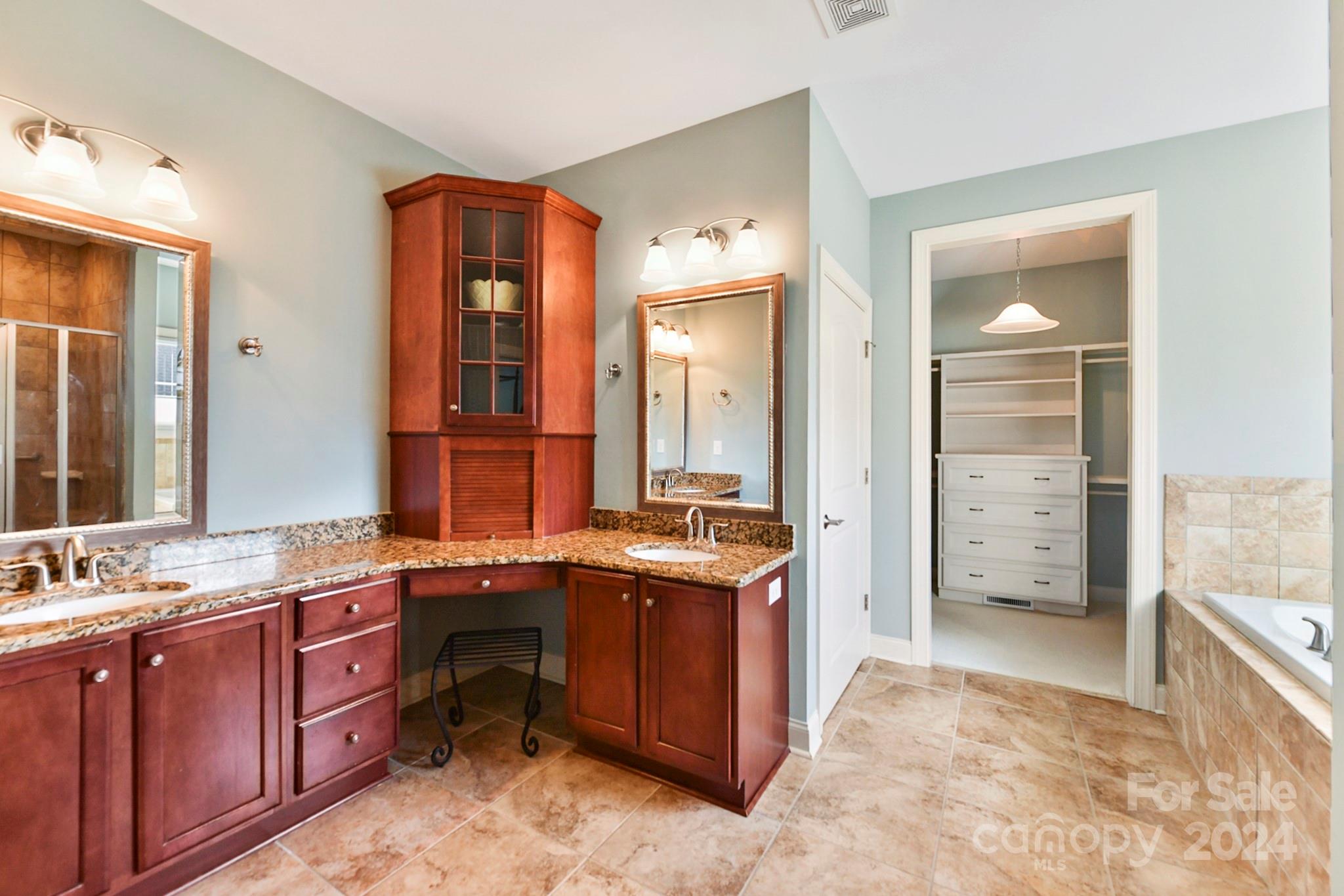 318 Windemere Isle Road