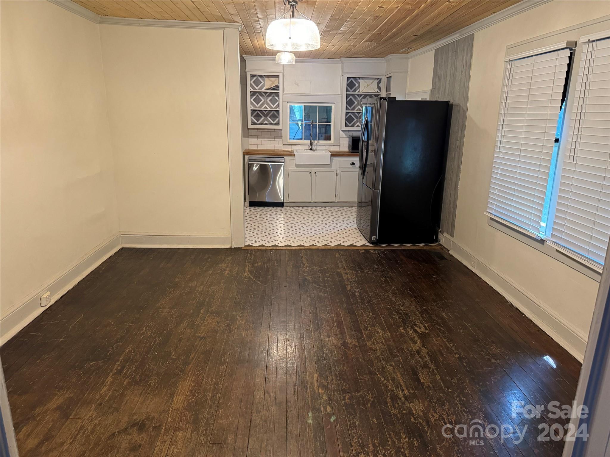 328 Pendleton Street