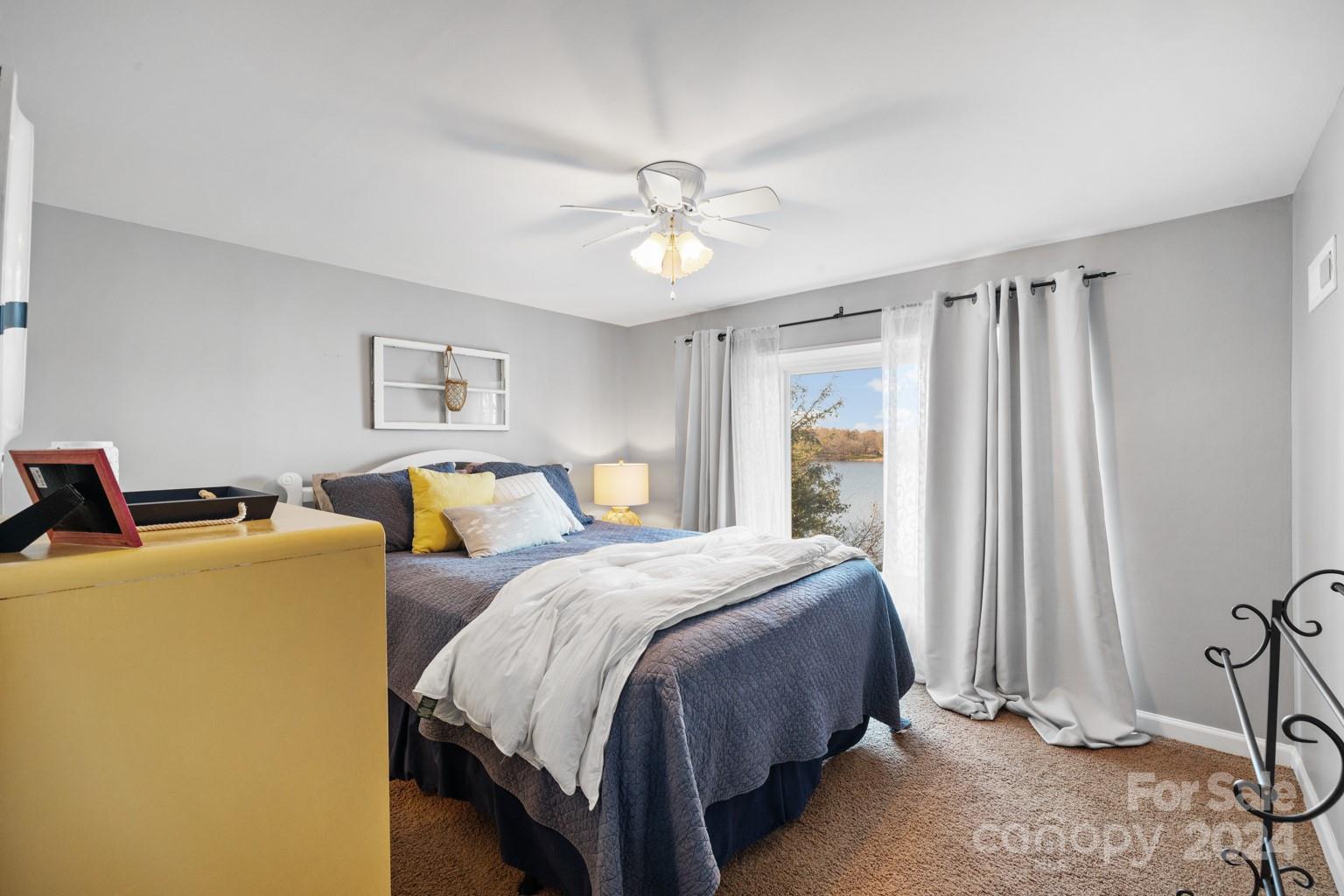 196 Shoreline Road
