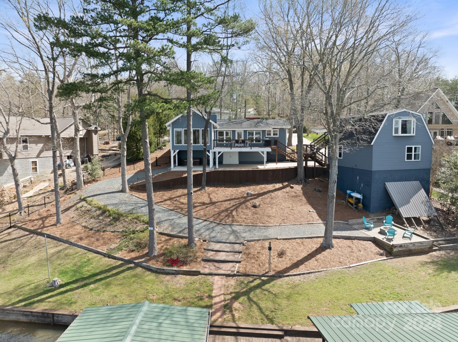 196 Shoreline Road
