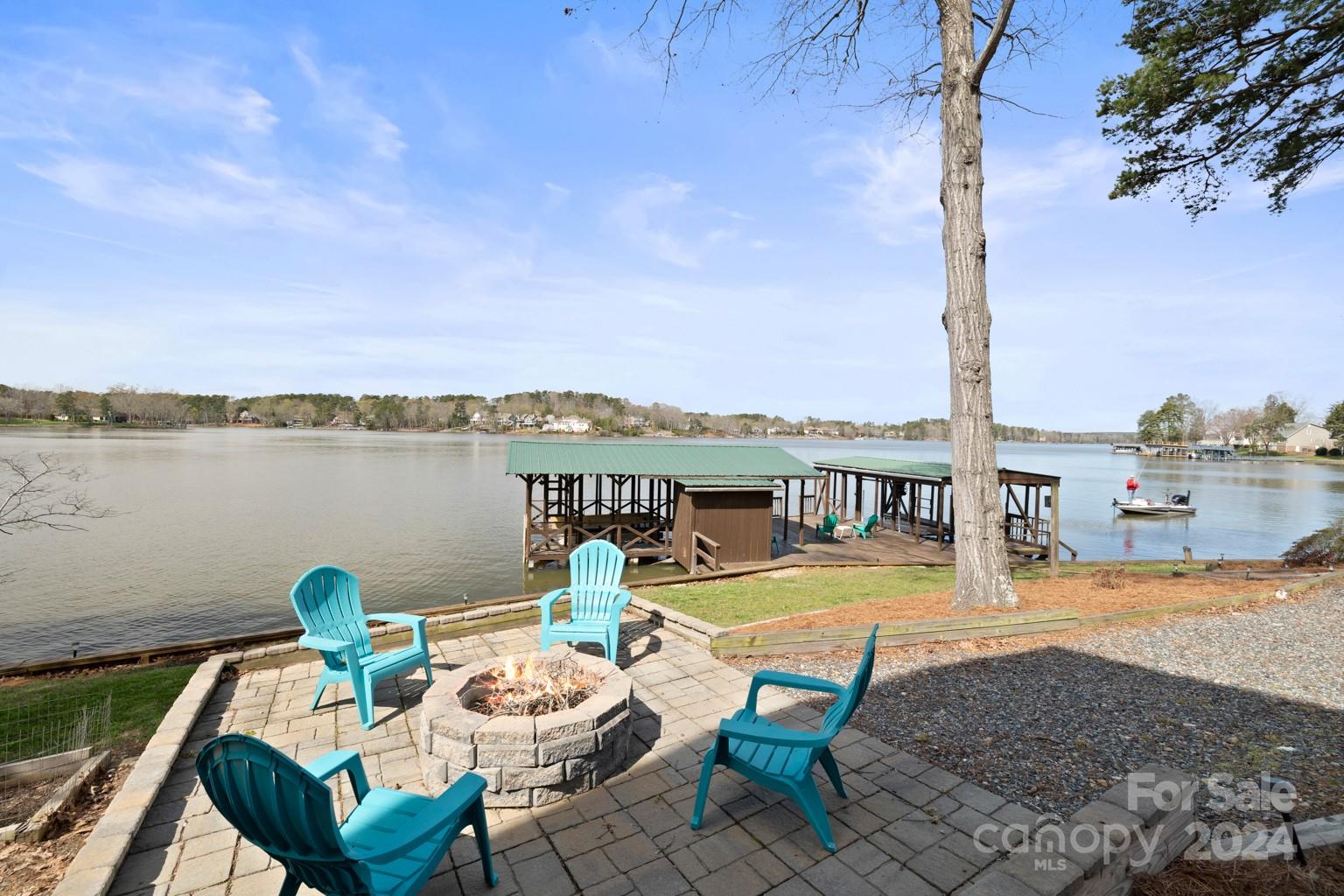 196 Shoreline Road