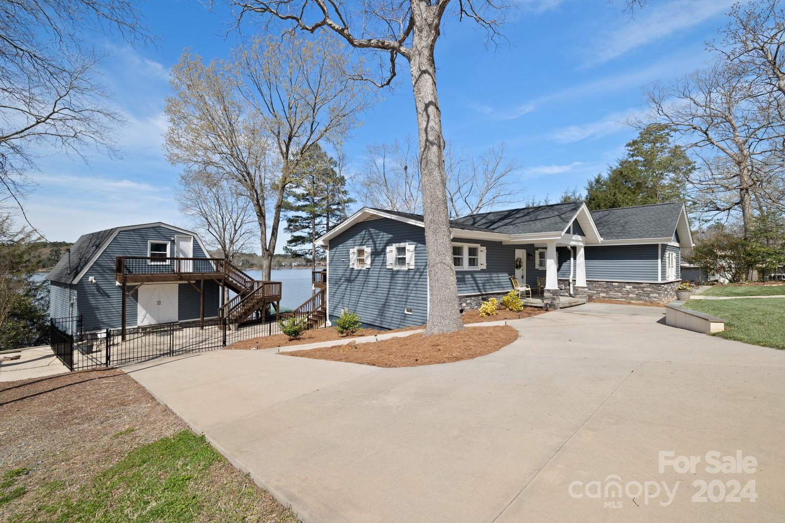 196 Shoreline Road