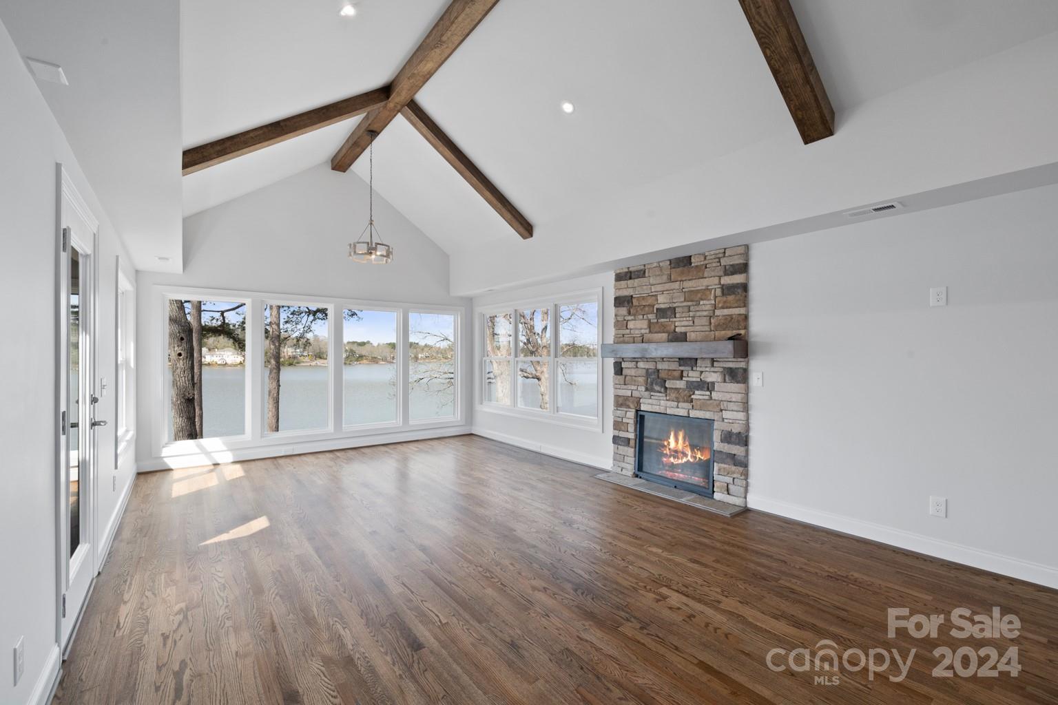 196 Shoreline Road