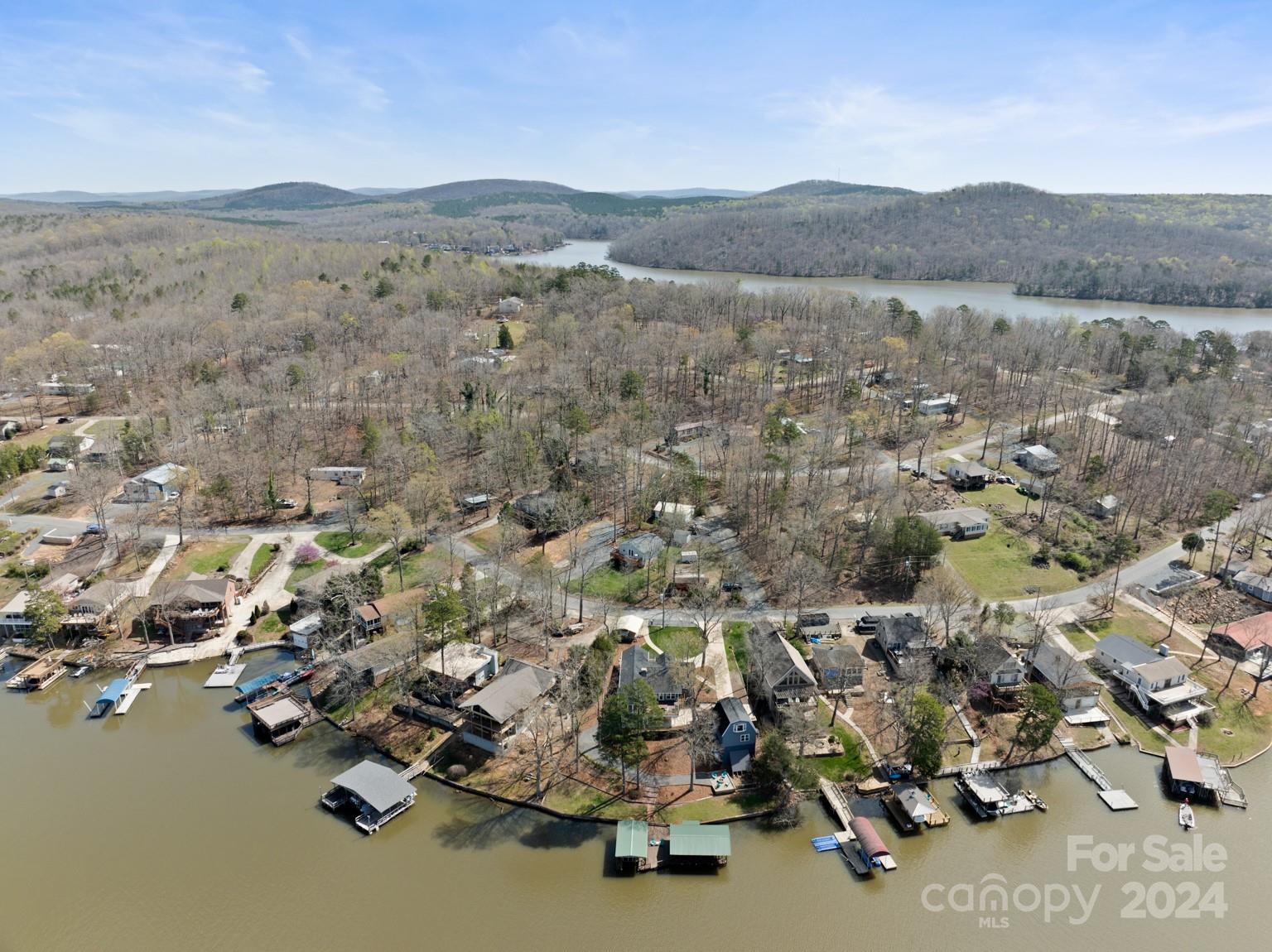 196 Shoreline Road