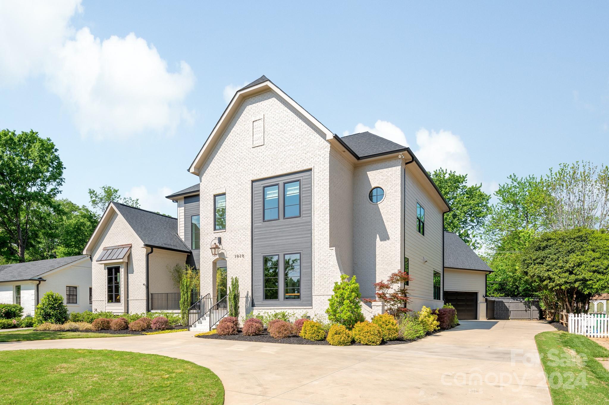 3926 Barclay Downs Drive