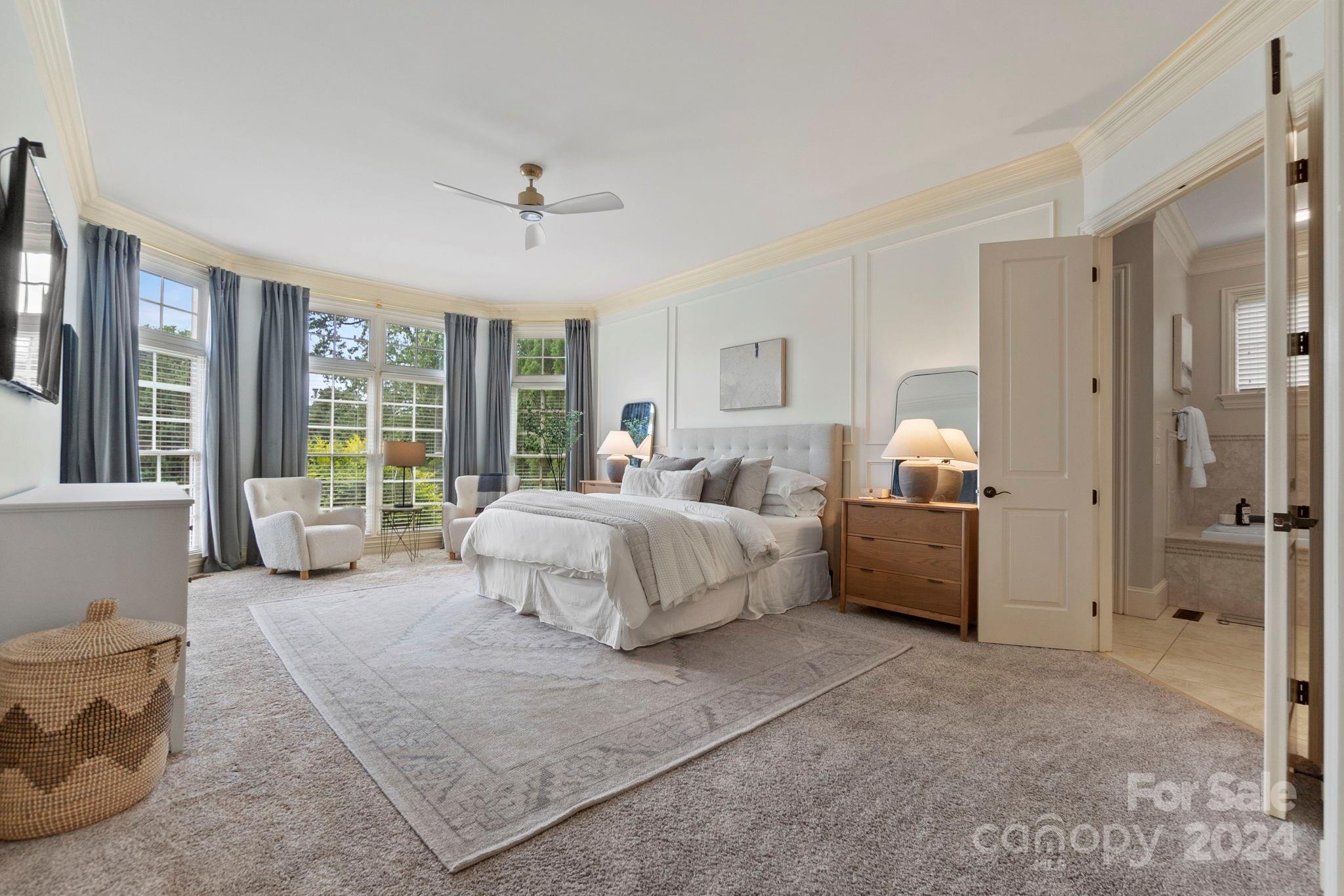 2211 Garden View Lane
