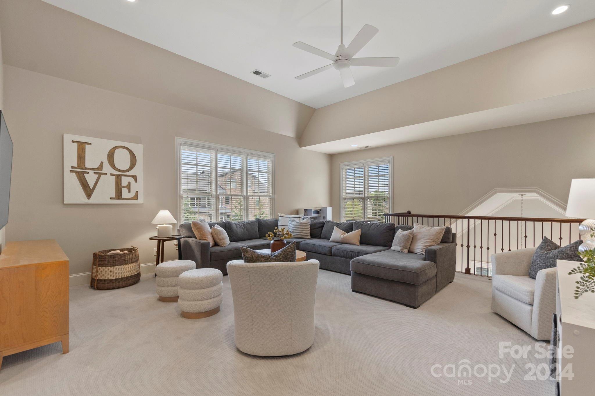 2211 Garden View Lane