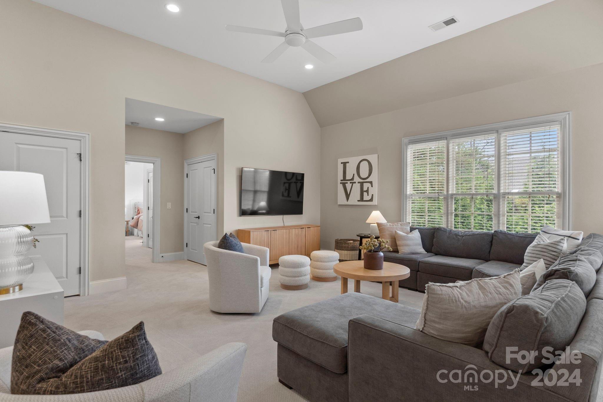 2211 Garden View Lane