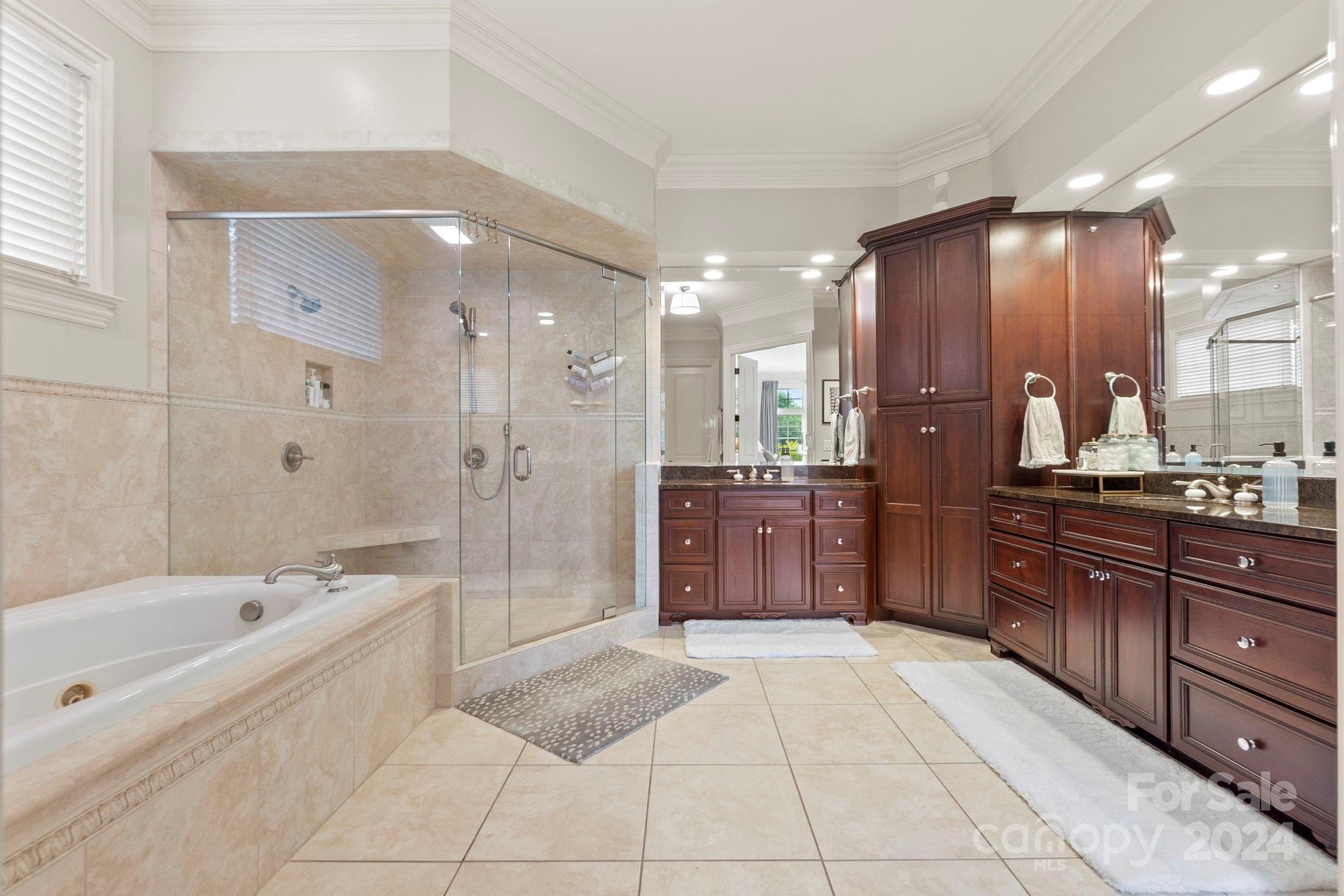 2211 Garden View Lane