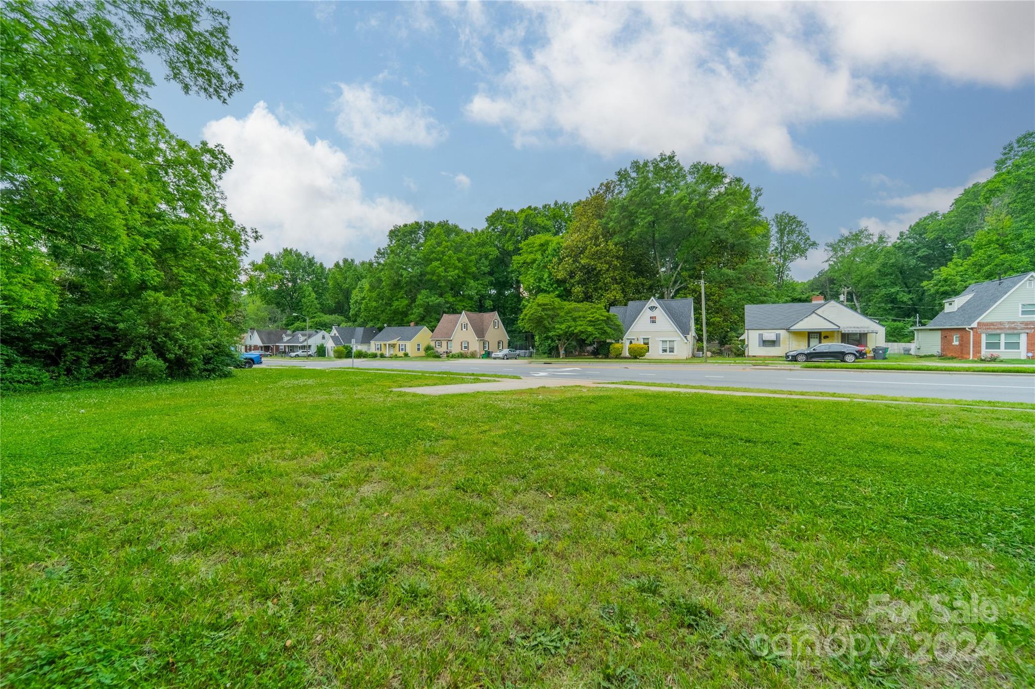 1231 Edgewood Road