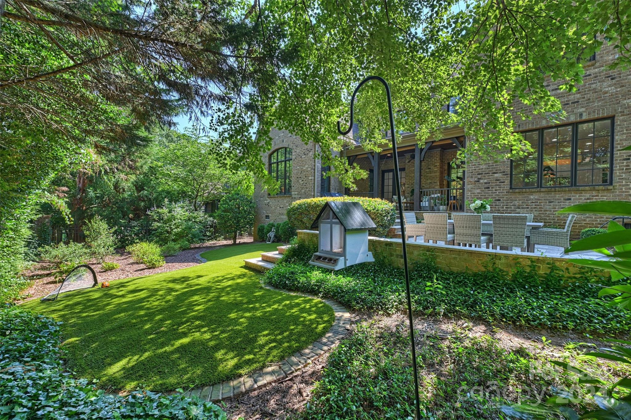 706 Sainte Rose Lane