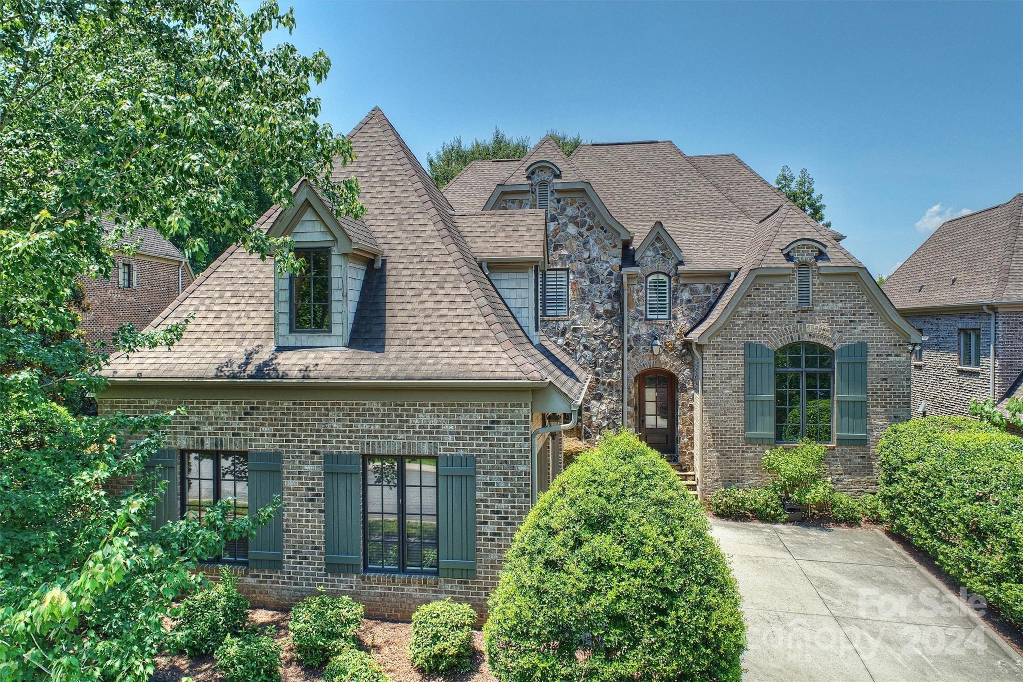 706 Sainte Rose Lane