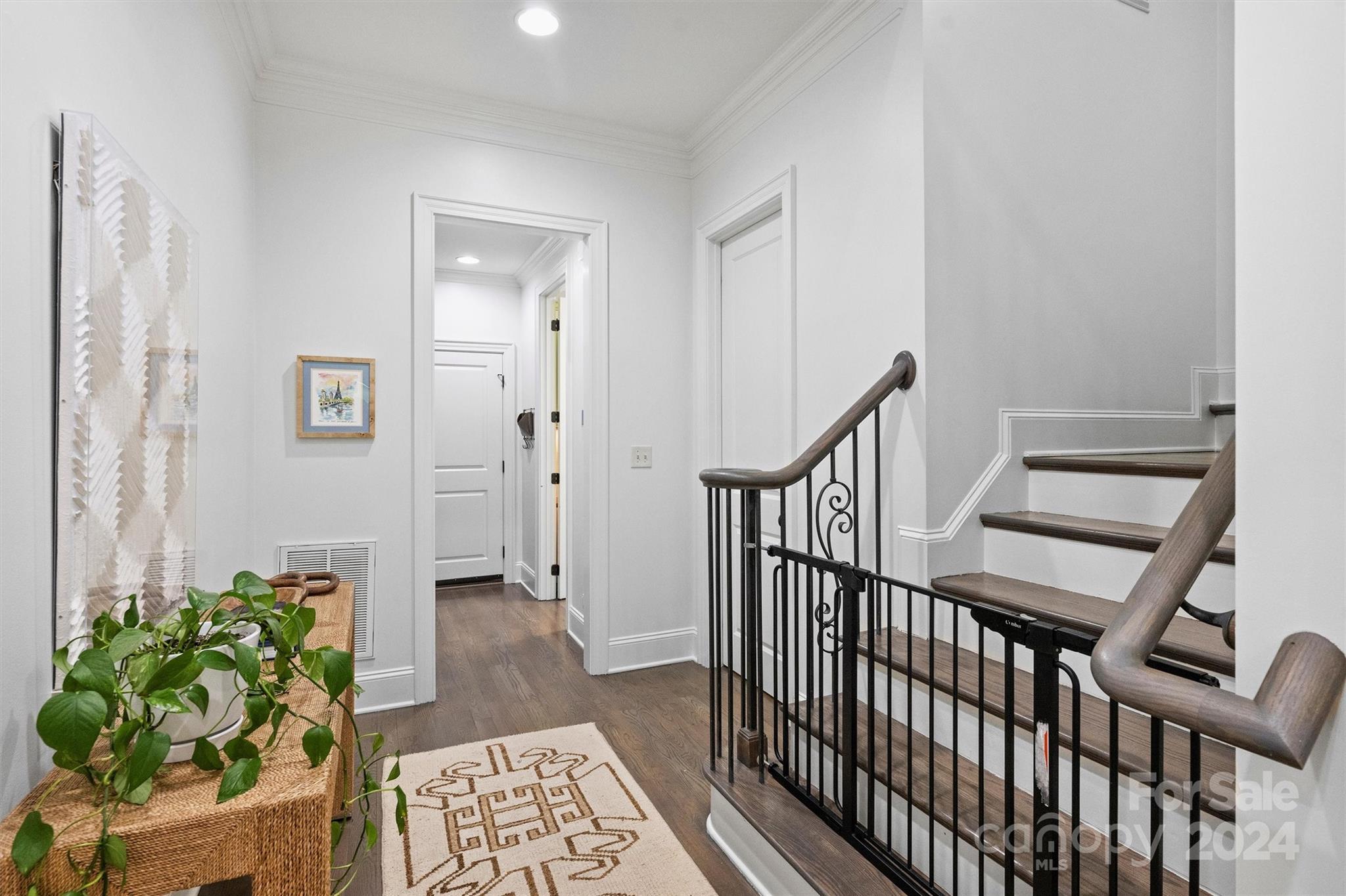 706 Sainte Rose Lane