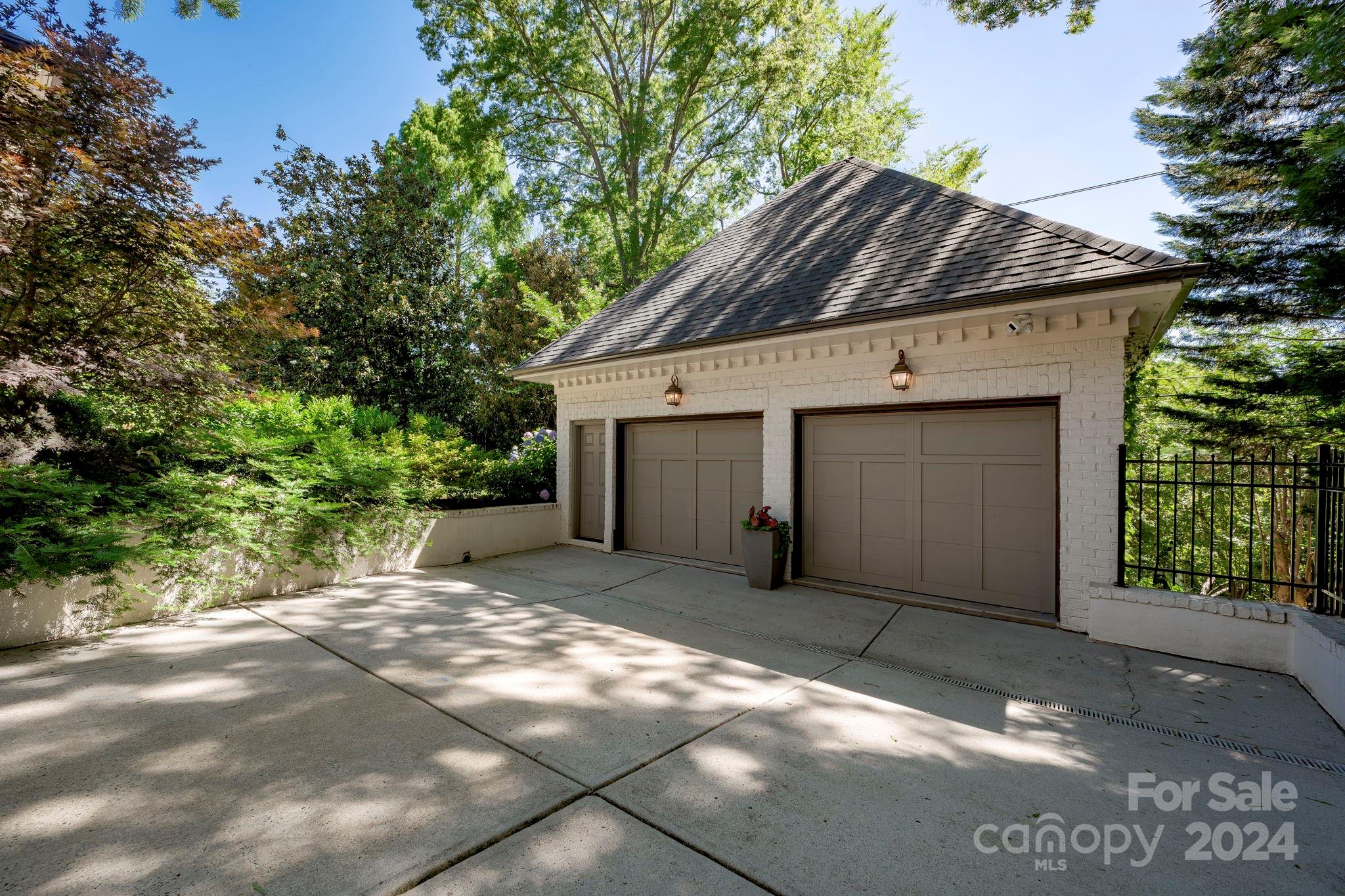 1341 Biltmore Drive