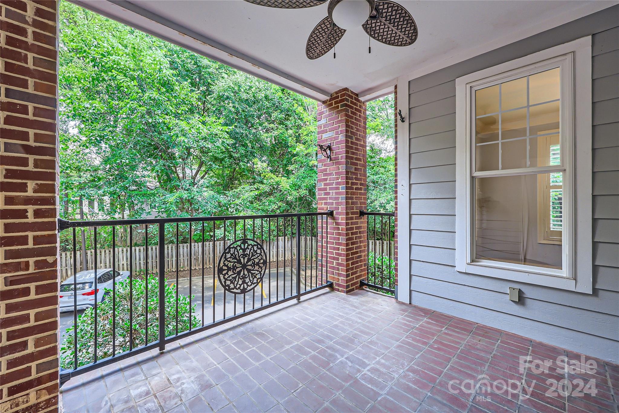 739 Magnolia Avenue