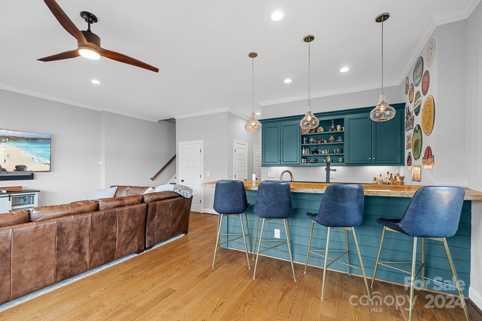 500 Shoreline Road Unit: 125
