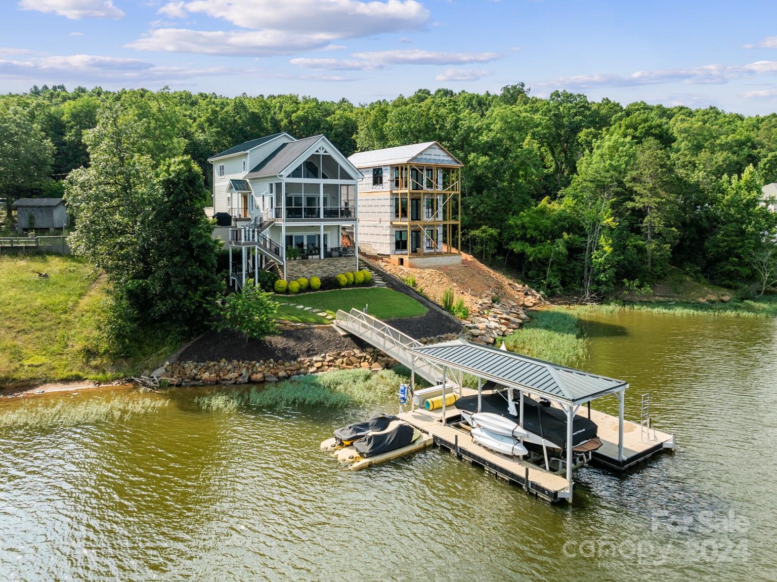 500 Shoreline Road Unit: 125
