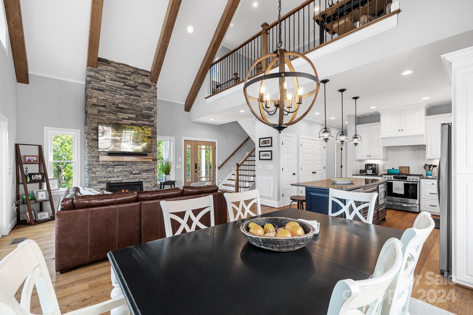 500 Shoreline Road Unit: 125