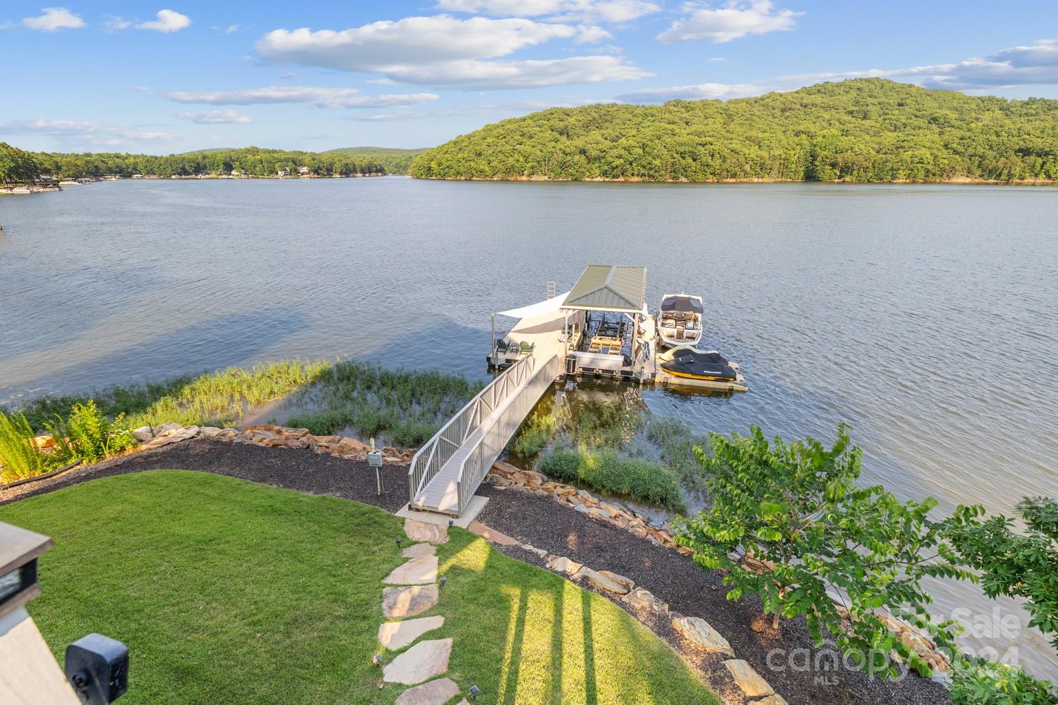 500 Shoreline Road Unit: 125