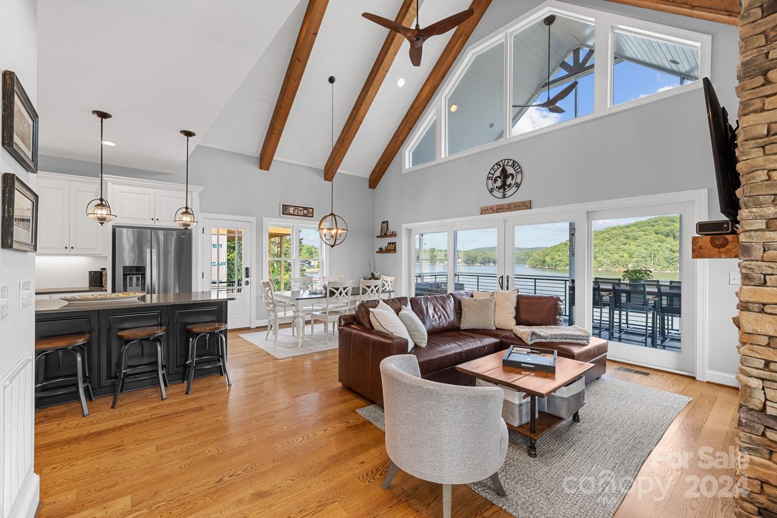 500 Shoreline Road Unit: 125