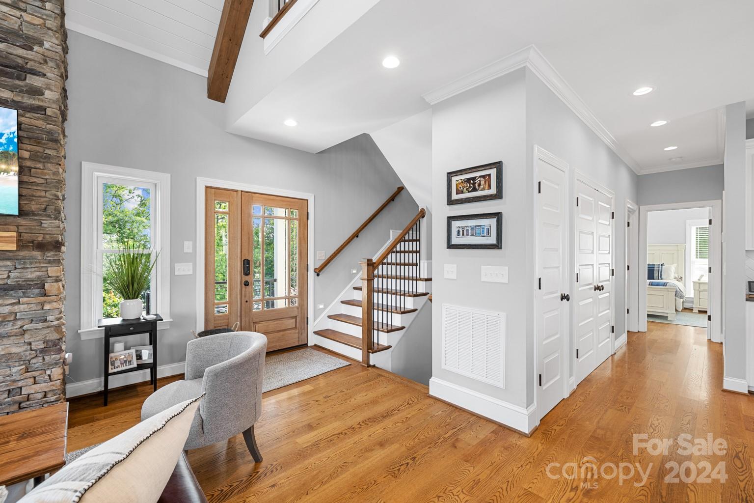 500 Shoreline Road Unit: 125