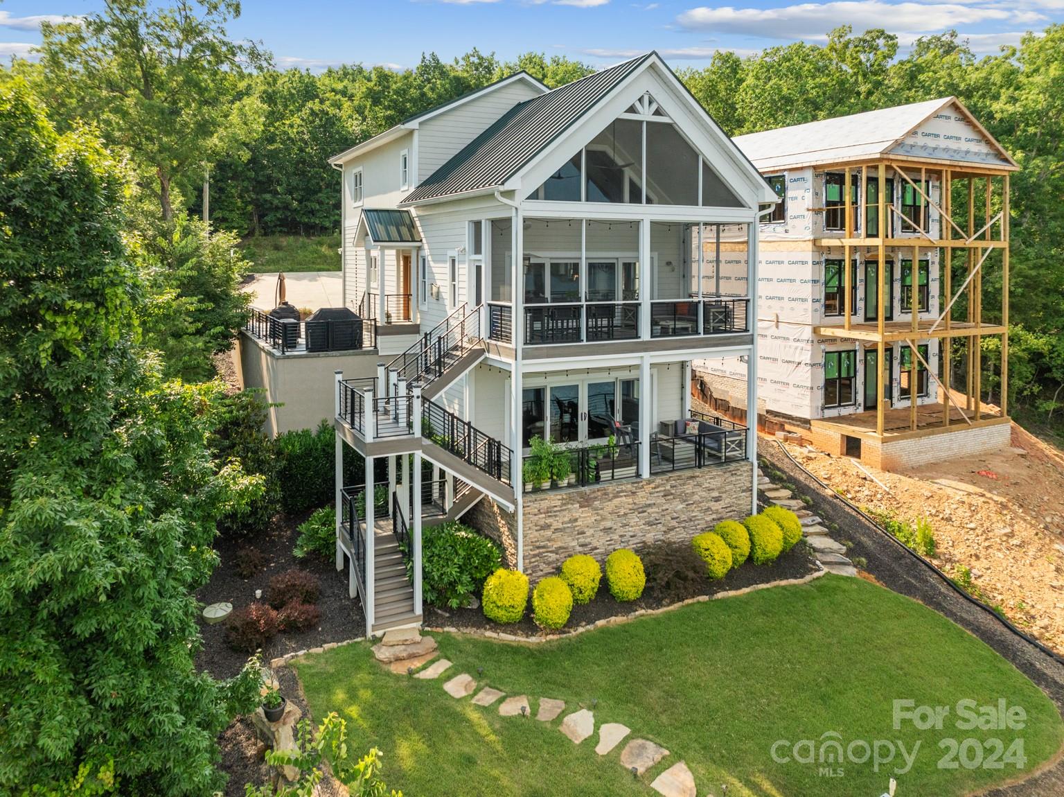 500 Shoreline Road Unit: 125