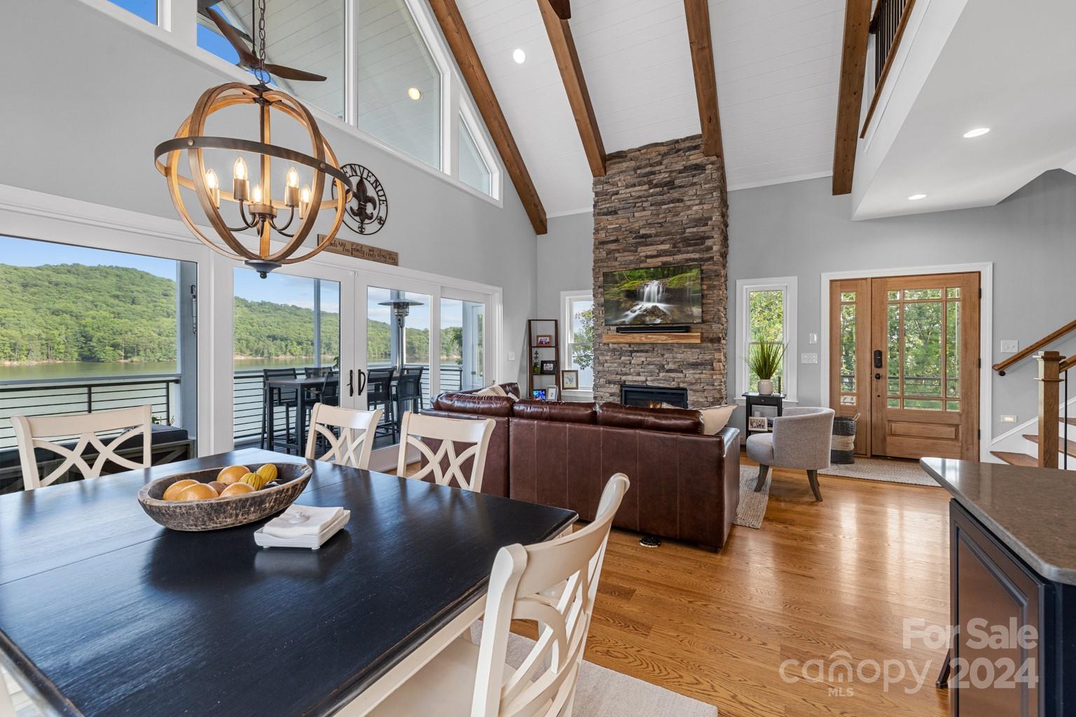 500 Shoreline Road Unit: 125