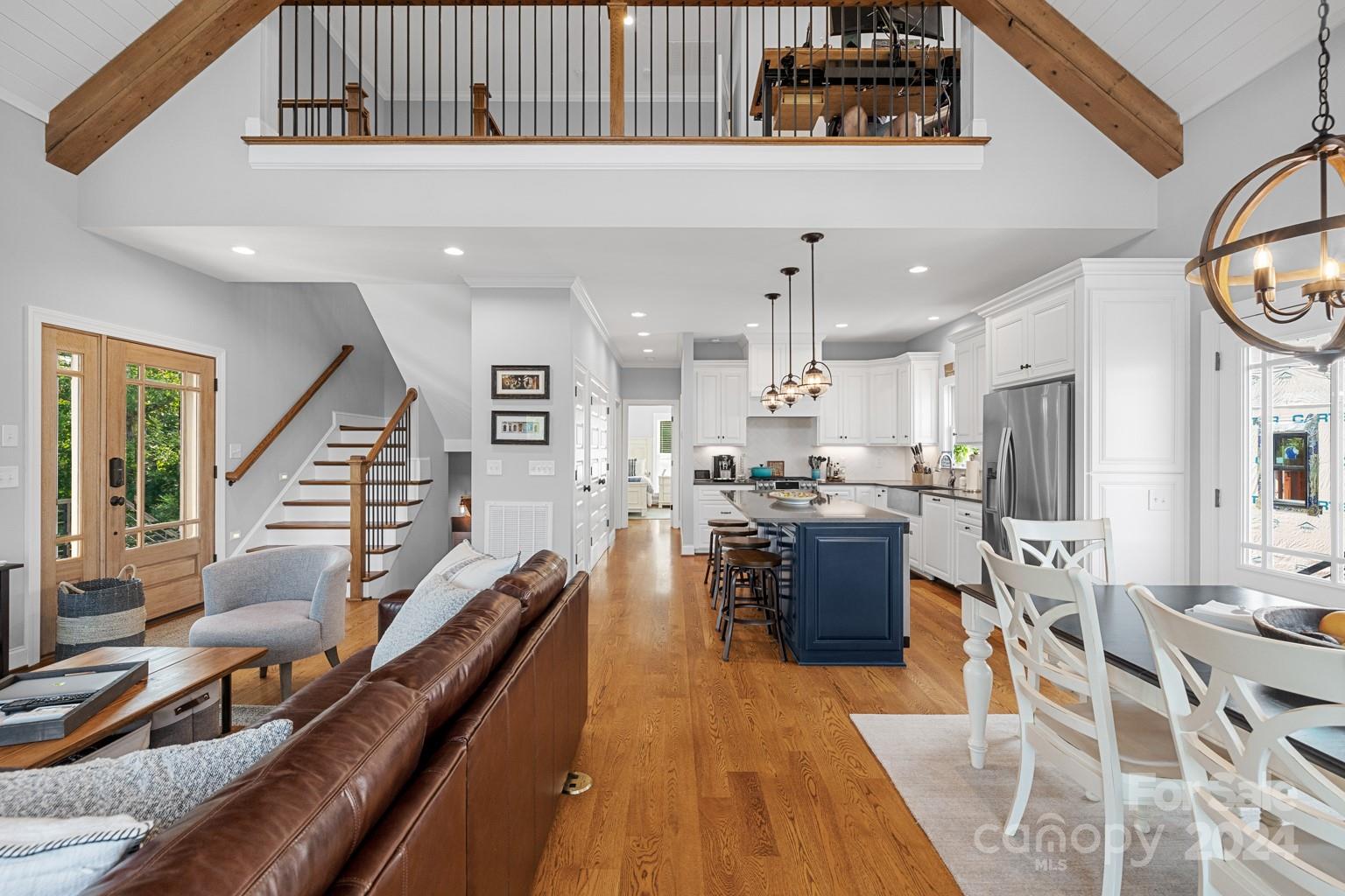500 Shoreline Road Unit: 125