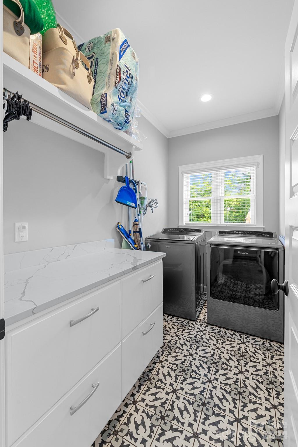500 Shoreline Road Unit: 125