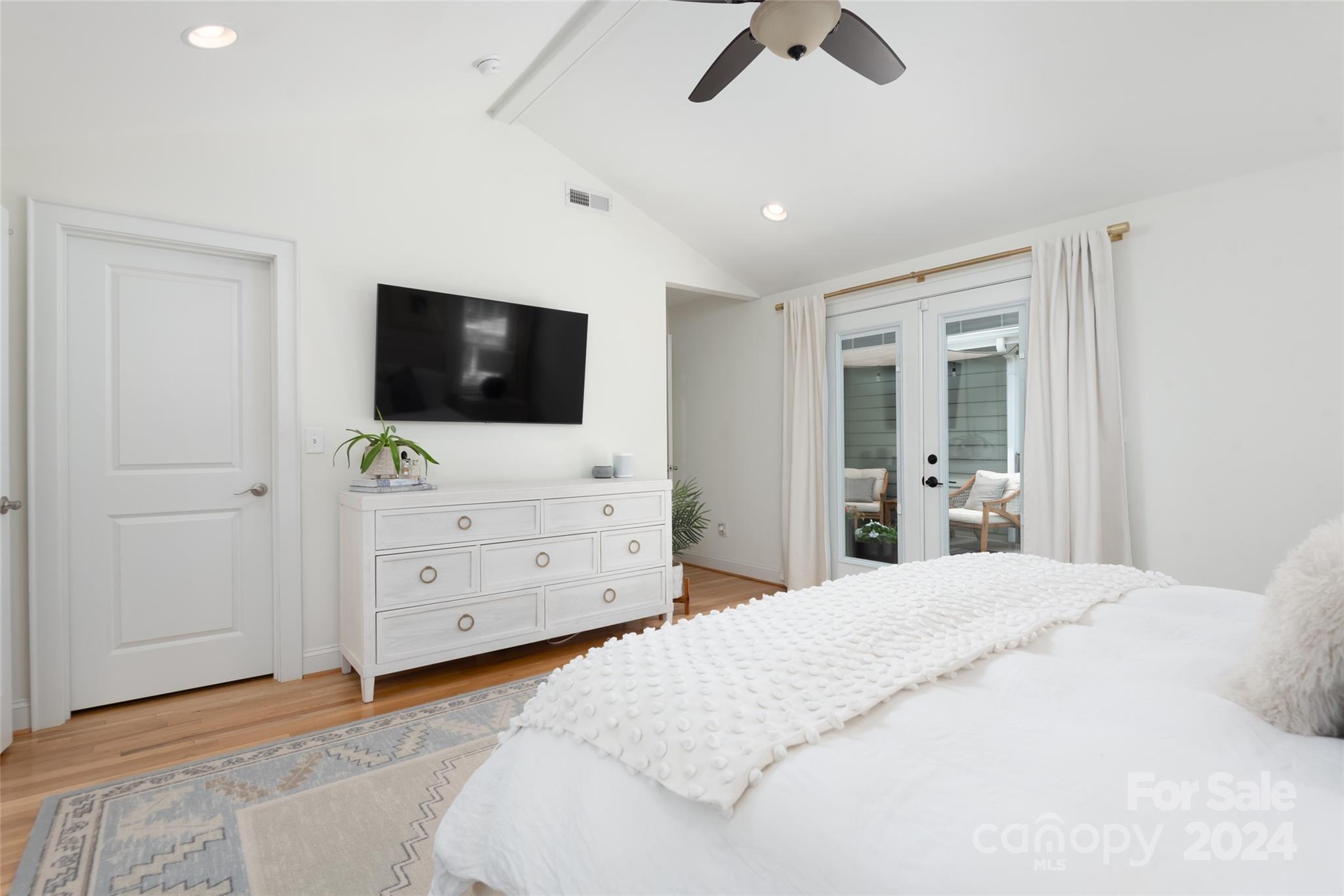 665 Marsh Road