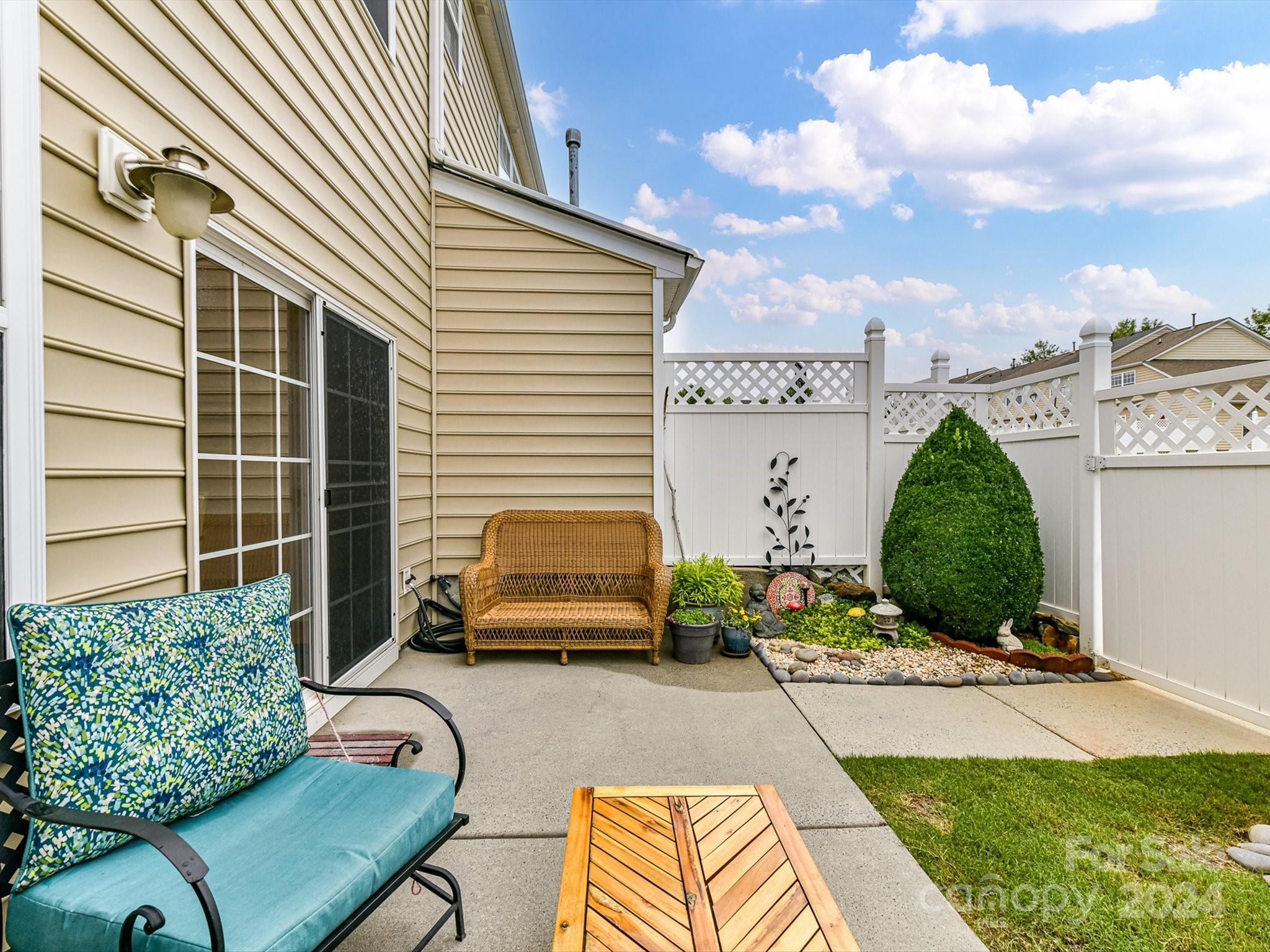 8008 Willow Branch Drive