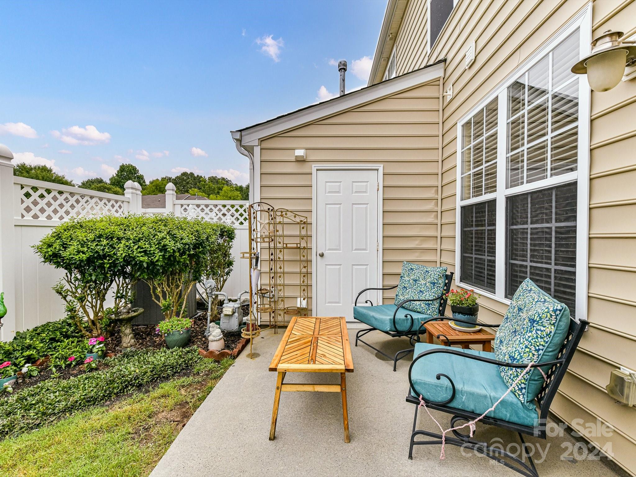 8008 Willow Branch Drive
