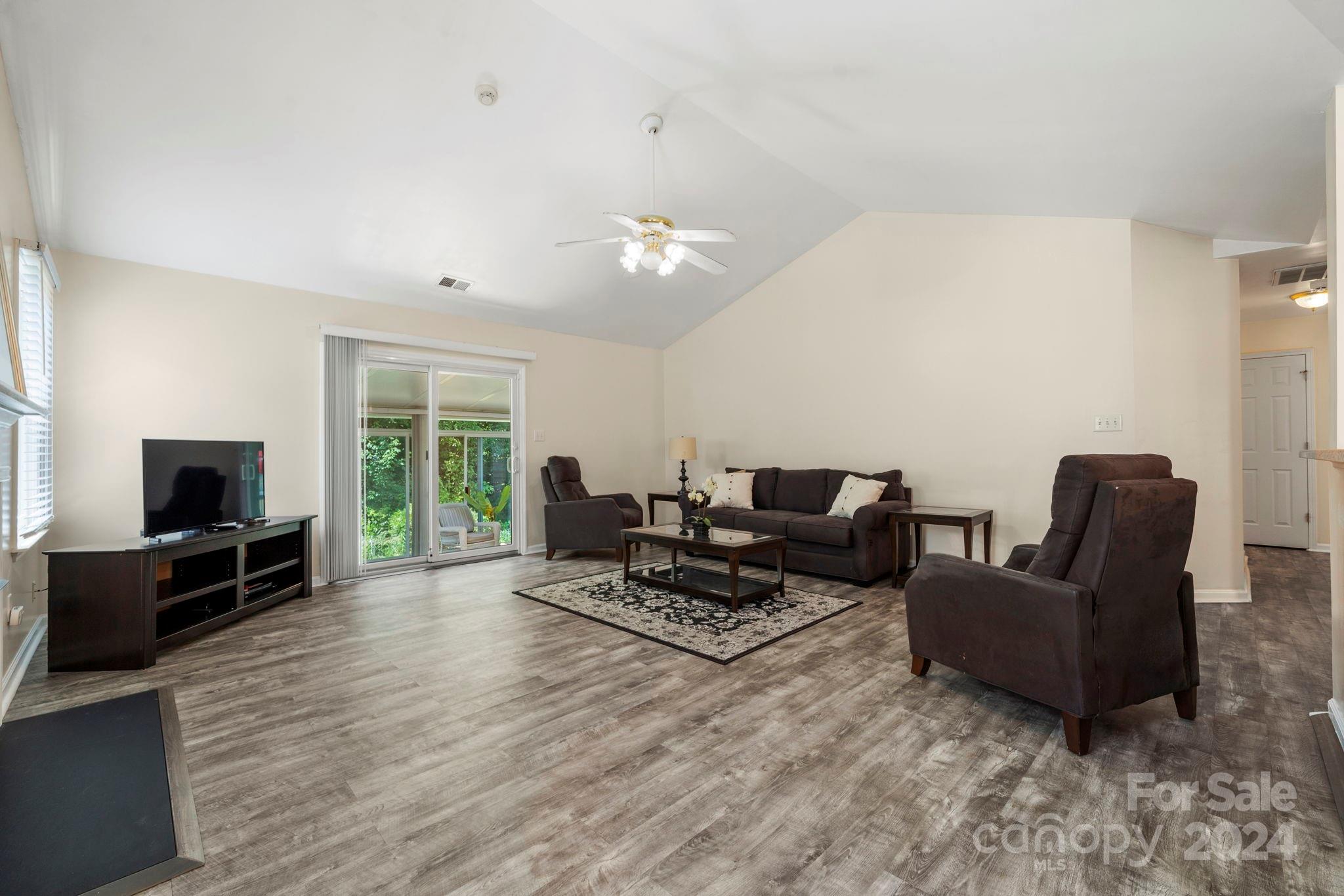 7523 Shadowstone Drive