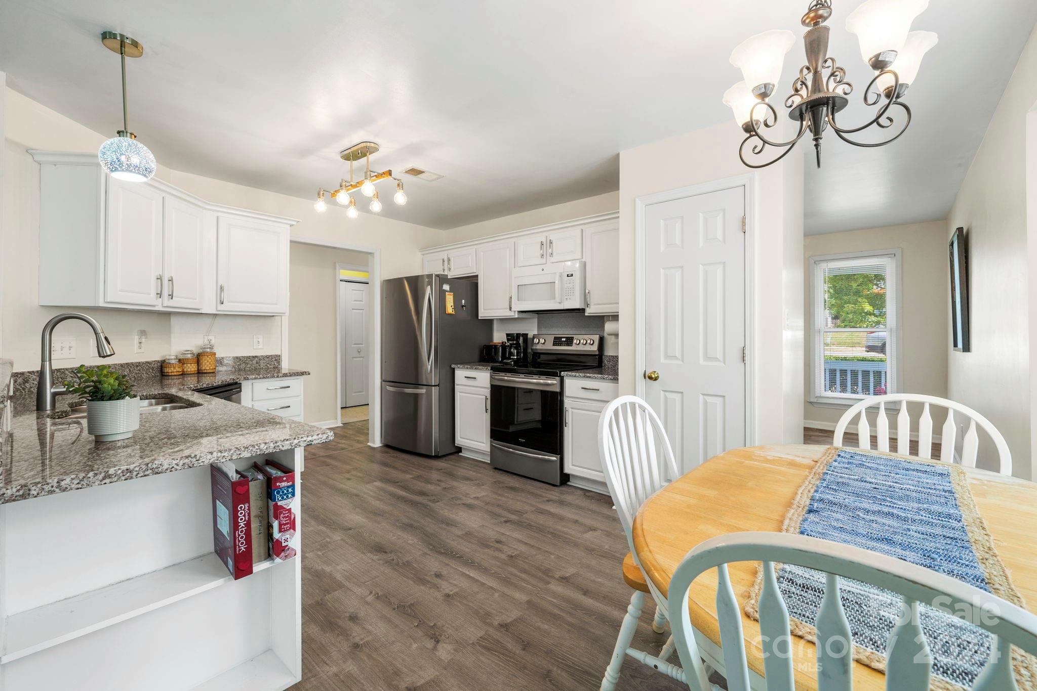 7523 Shadowstone Drive