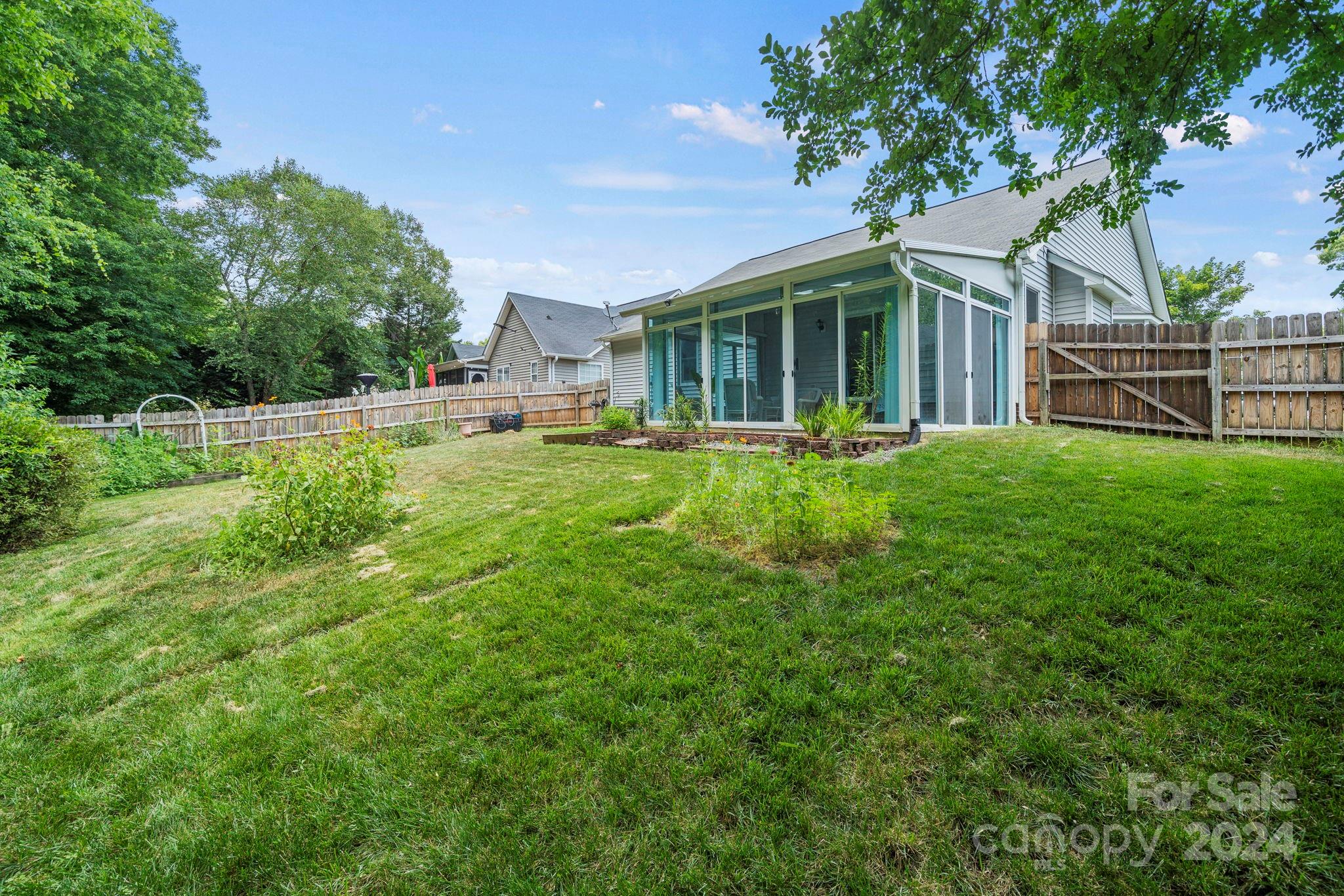 7523 Shadowstone Drive
