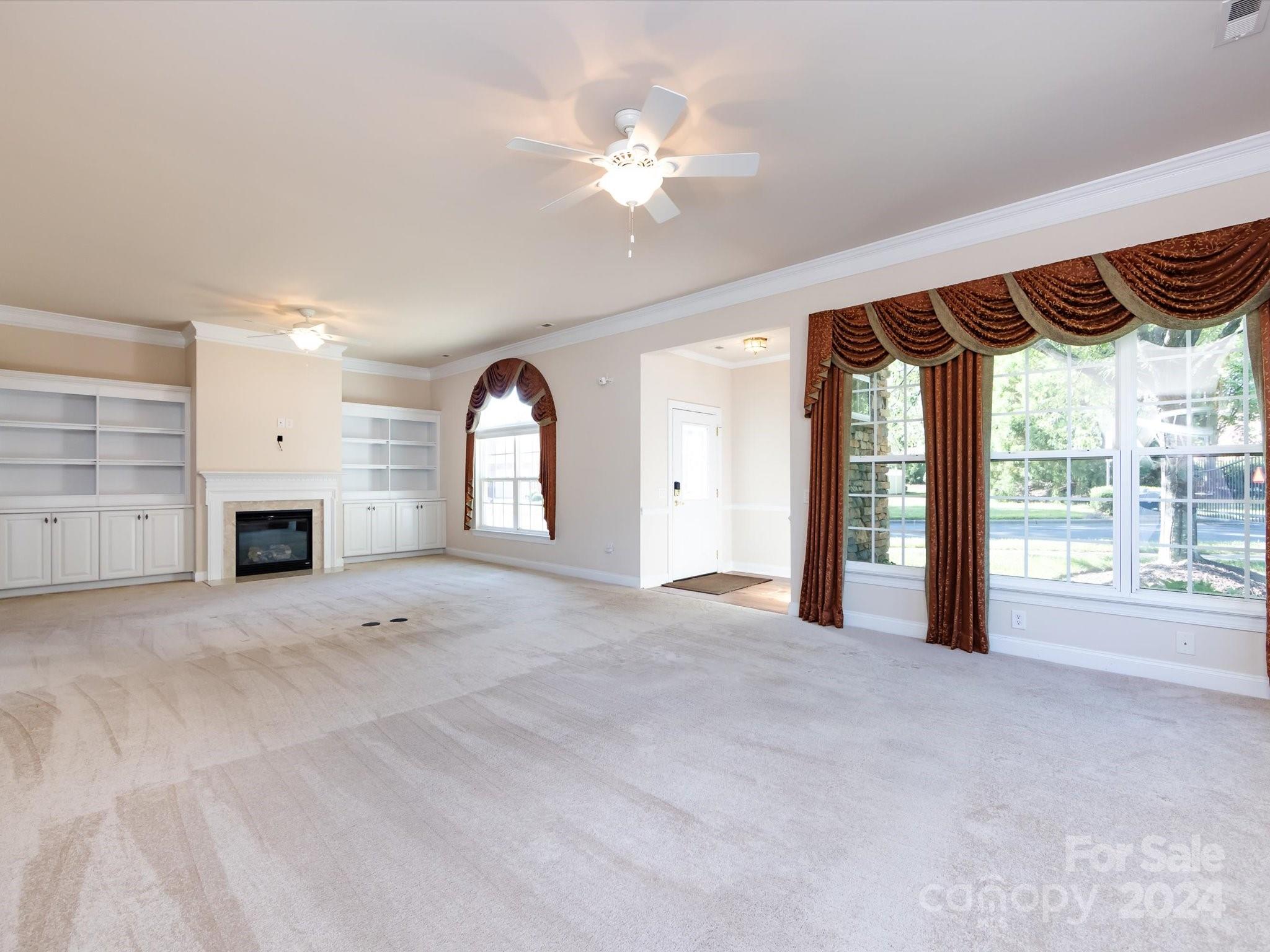 2022 Woodburn Terrace