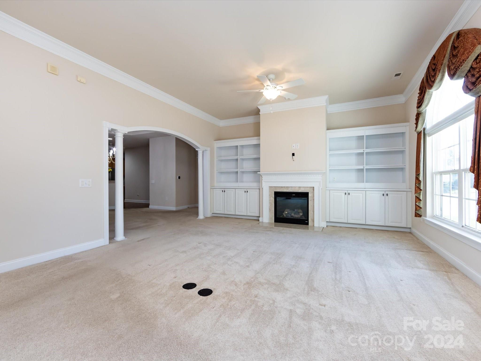 2022 Woodburn Terrace