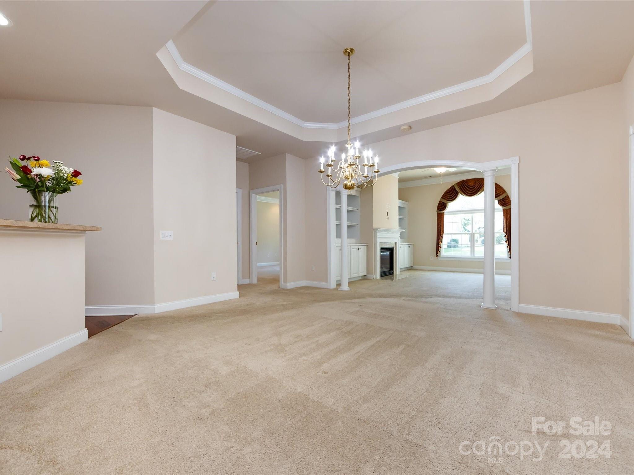 2022 Woodburn Terrace